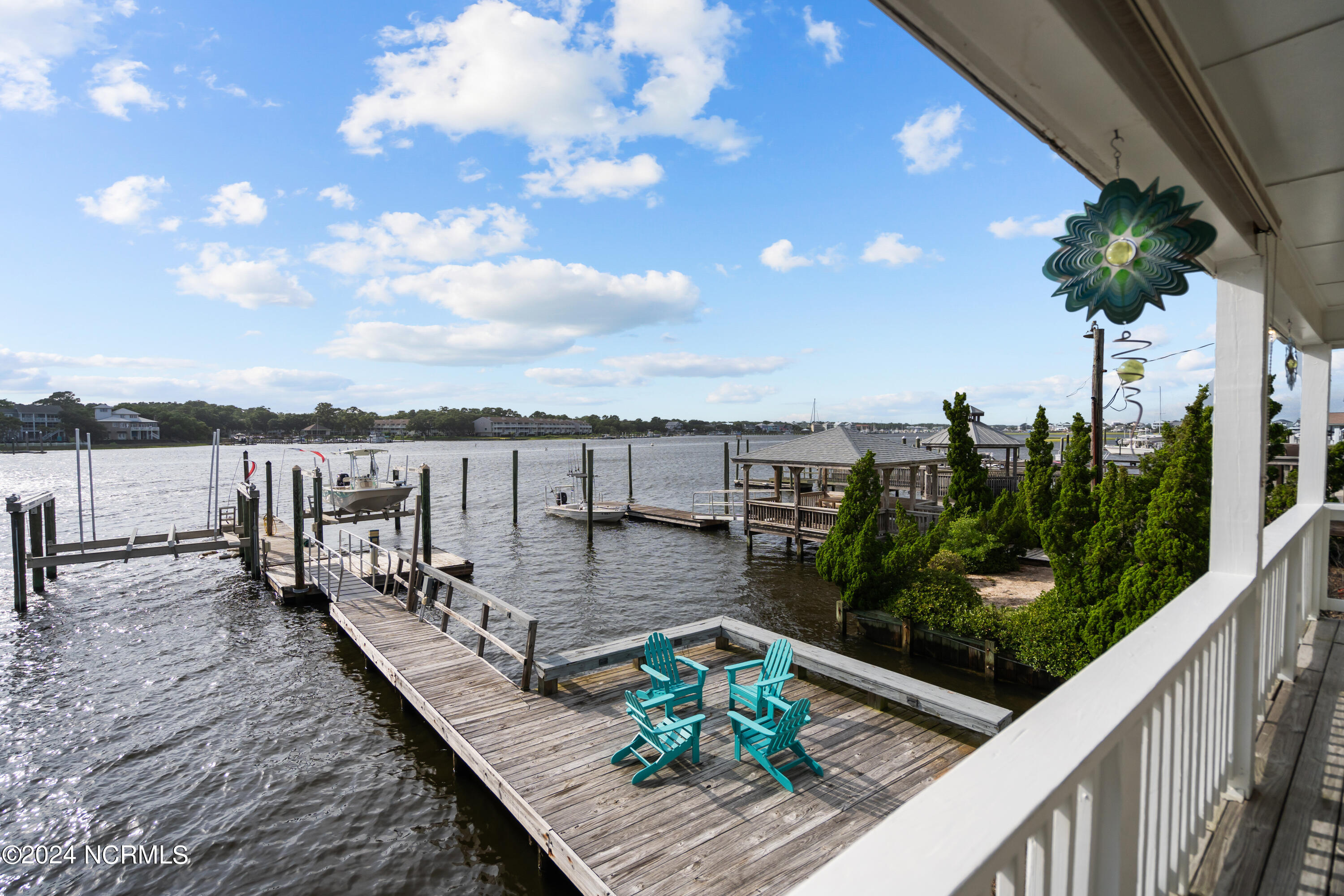909 Canal Drive