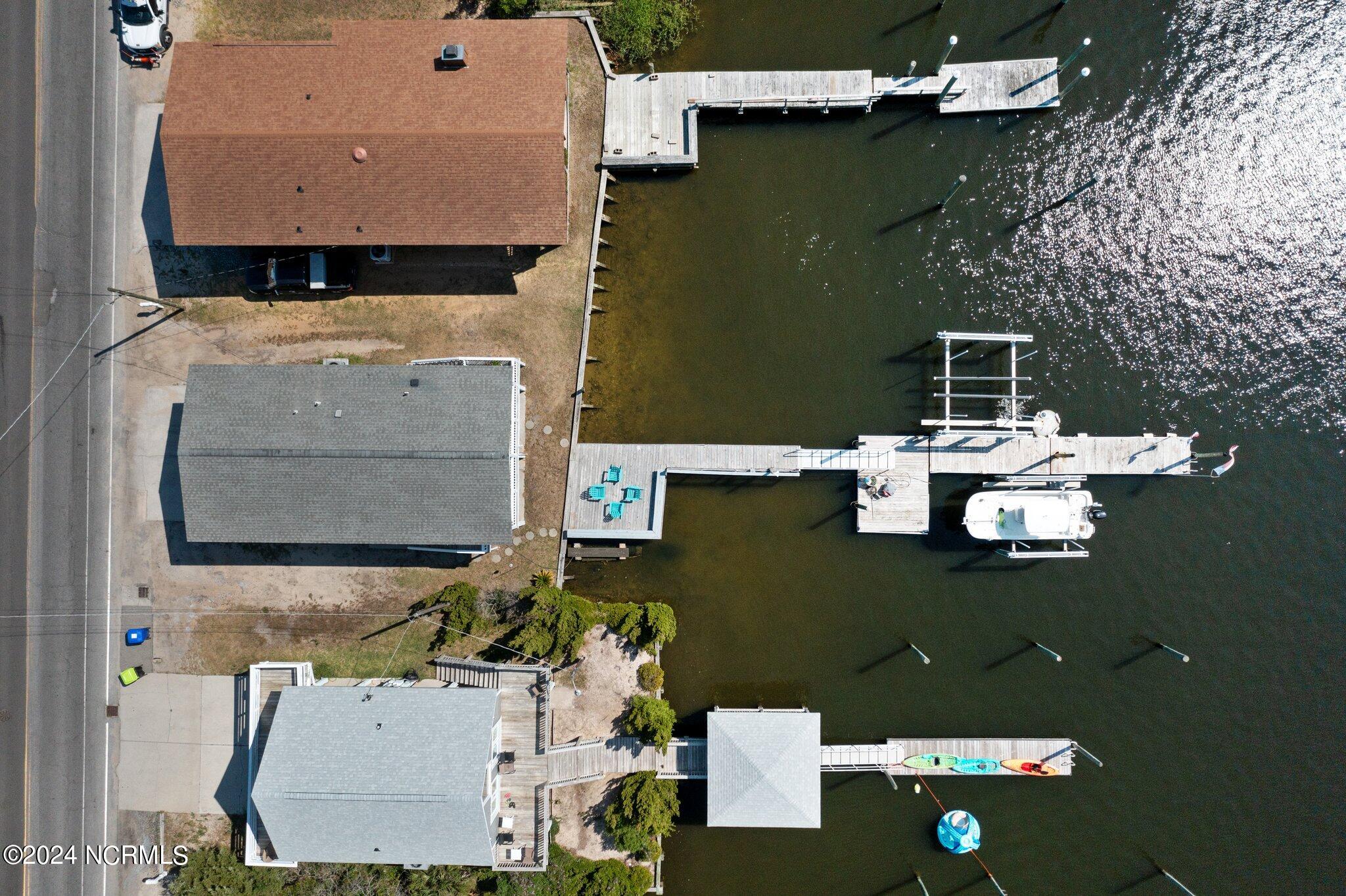 909 Canal Drive