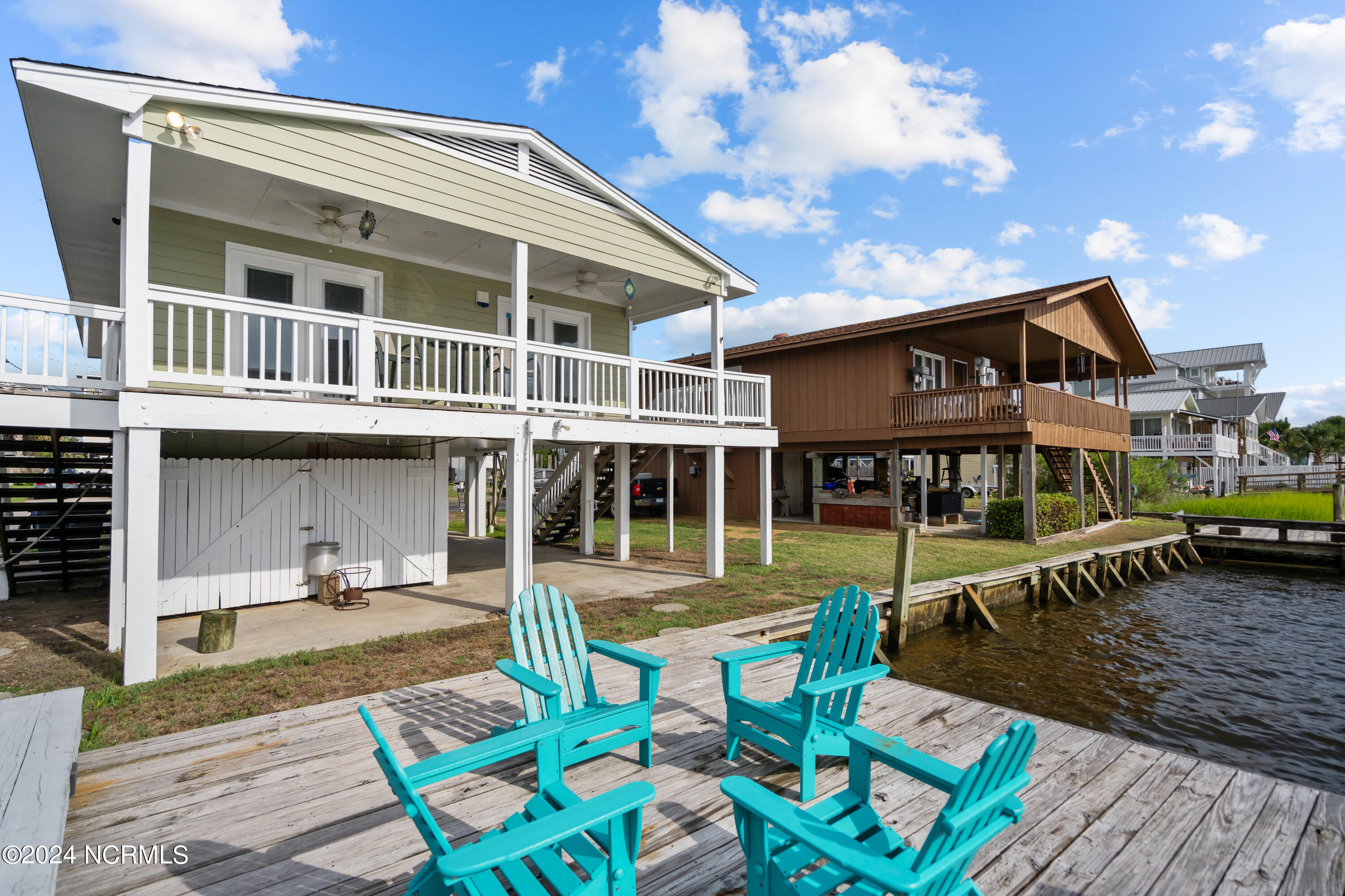 909 Canal Drive