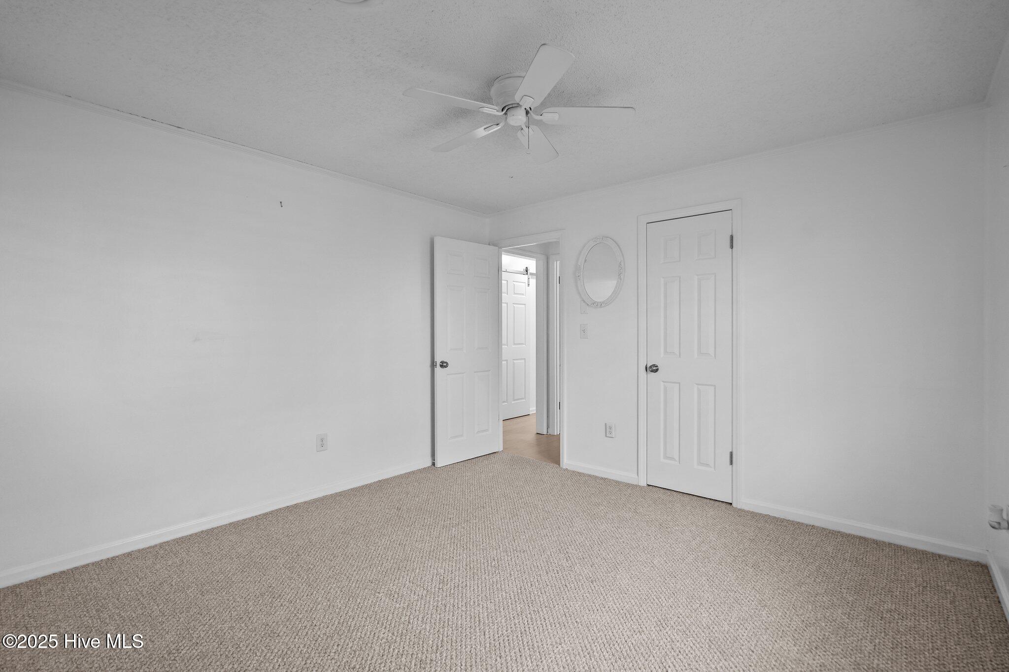 909 Canal Drive