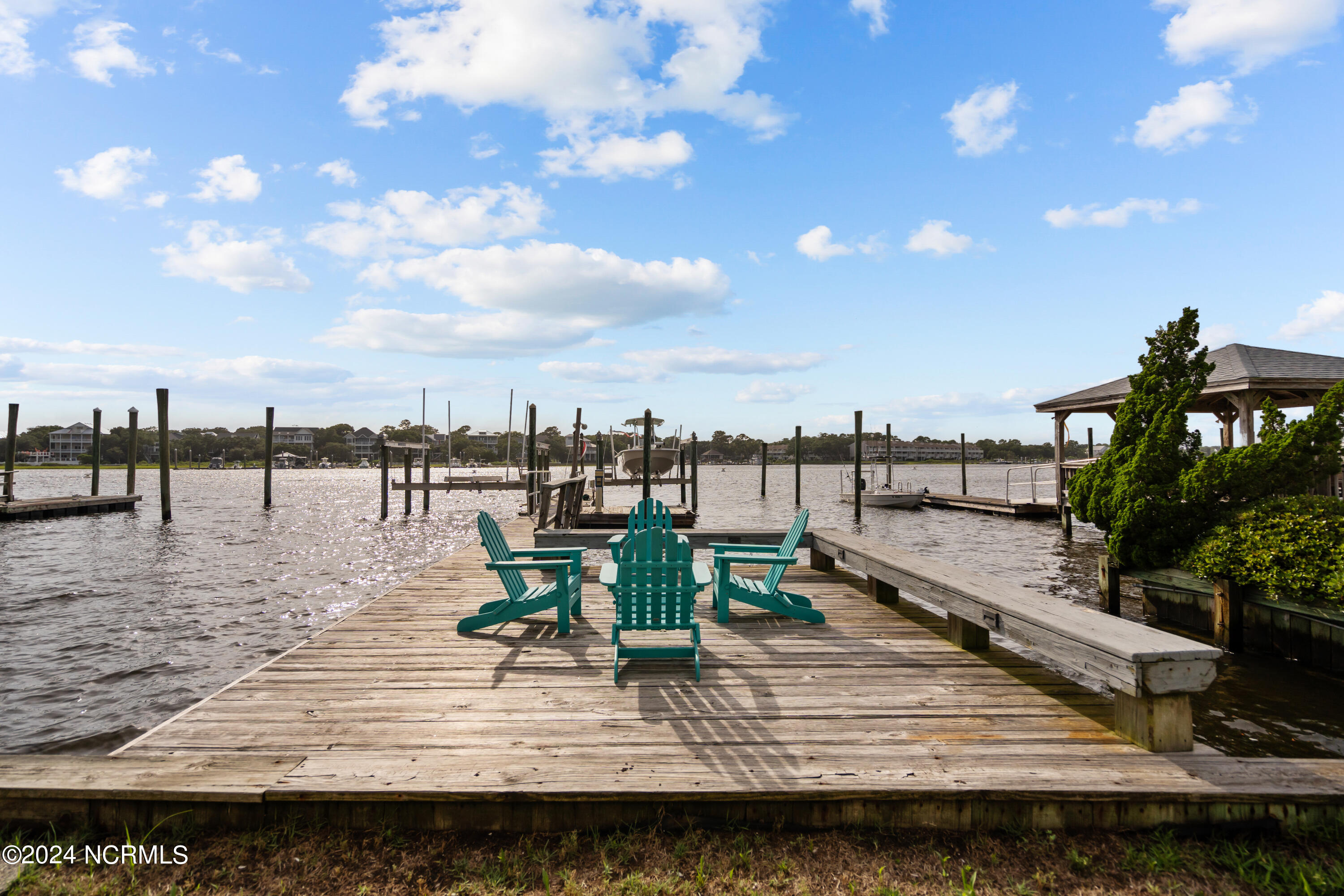 909 Canal Drive