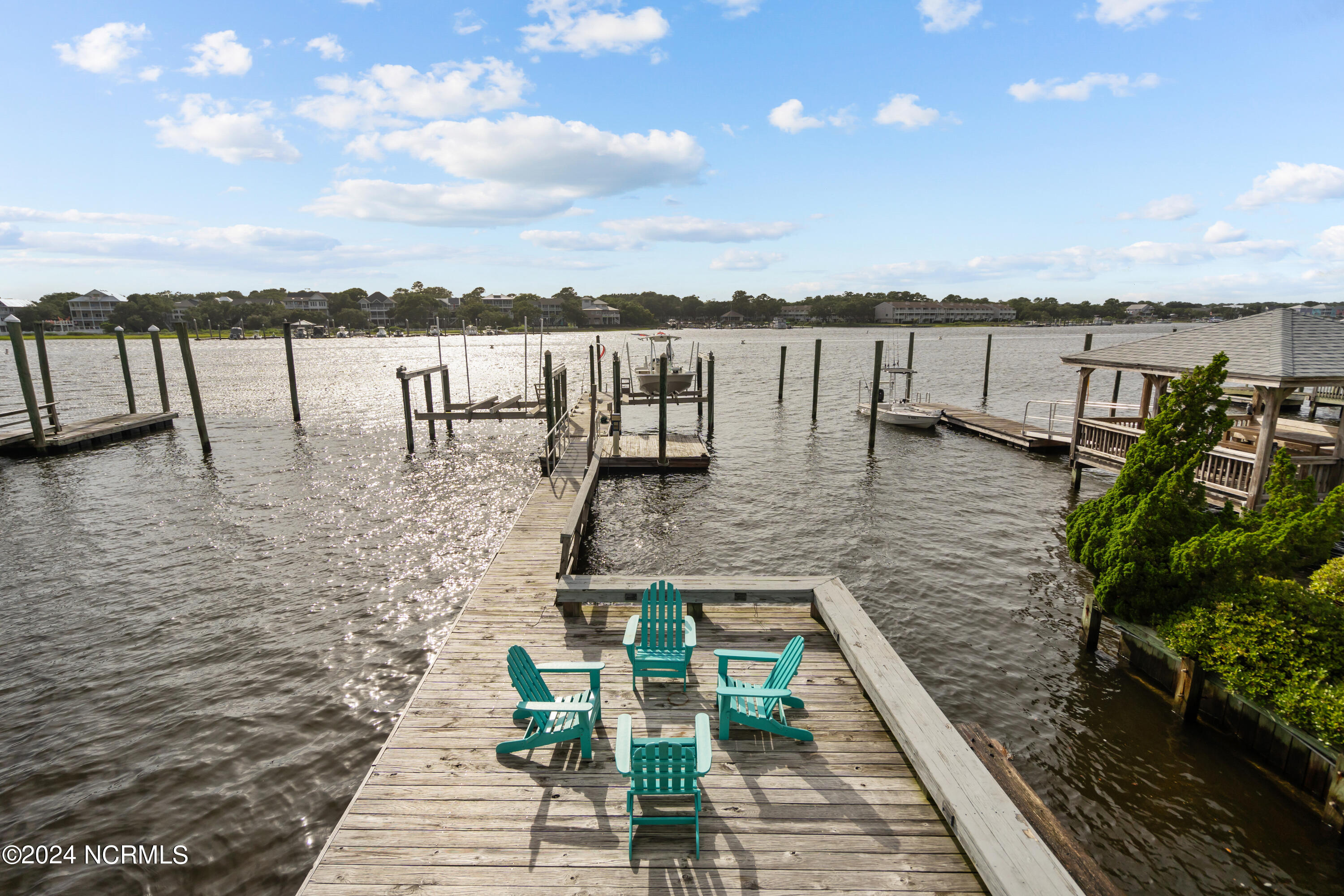 909 Canal Drive