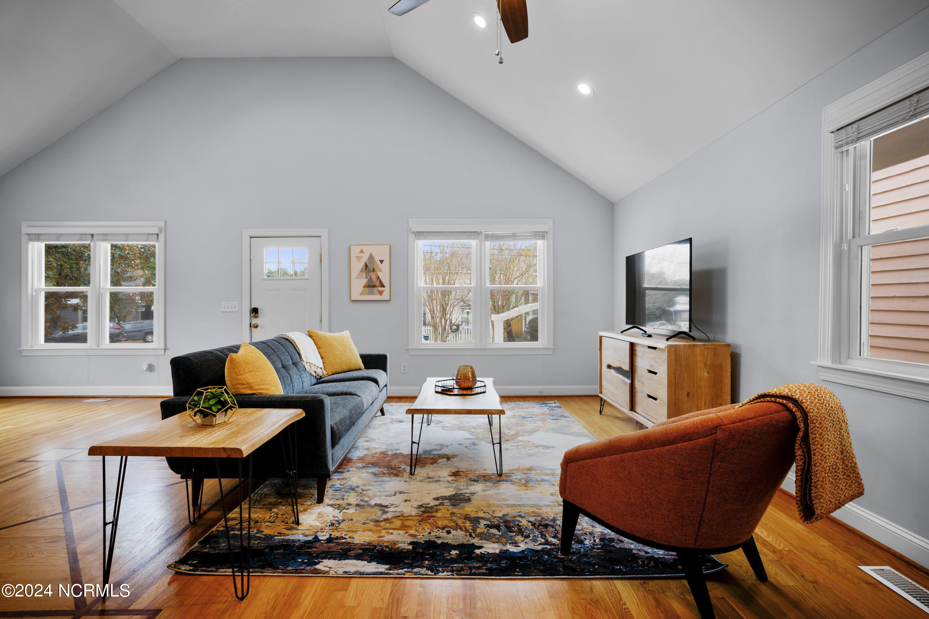 121 N 8th Street