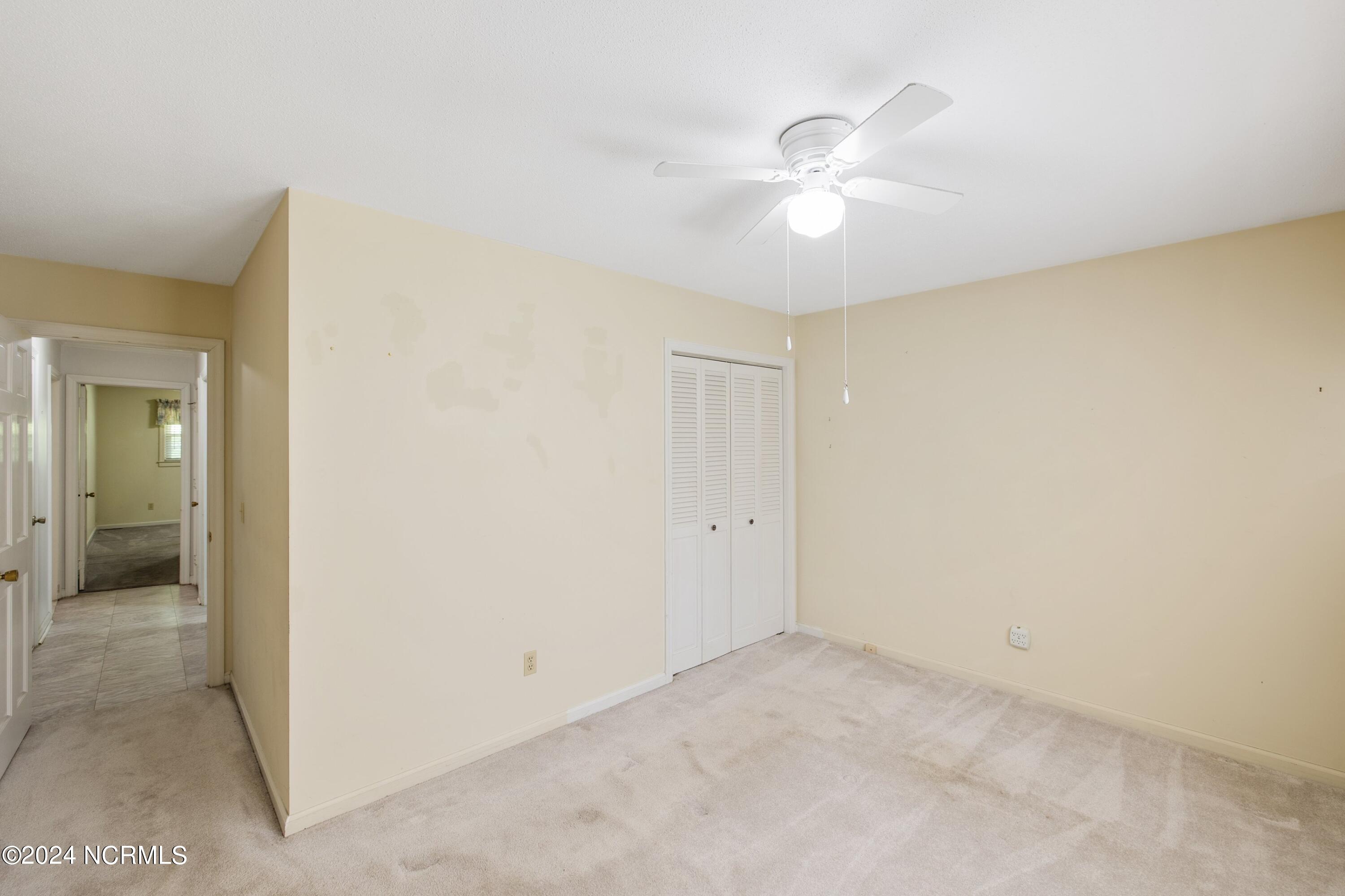 214 W Blackbeard Road