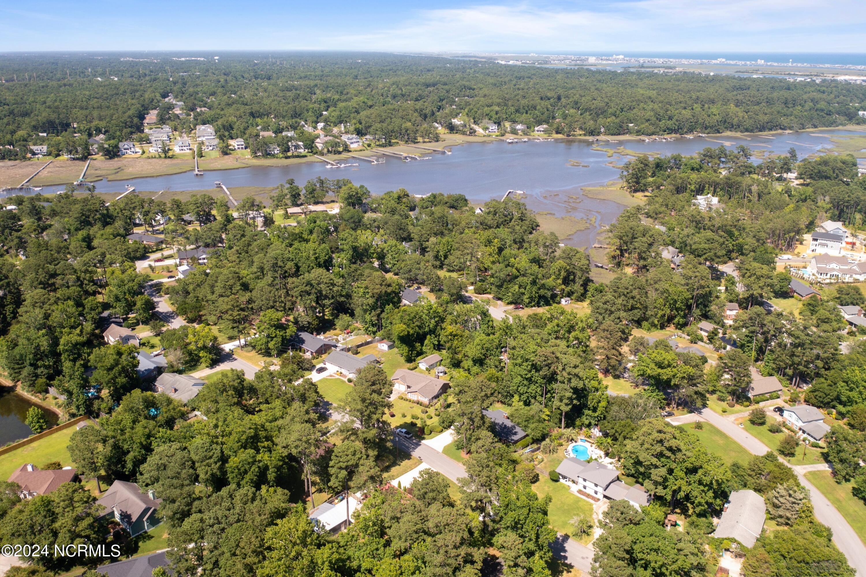 214 W Blackbeard Road