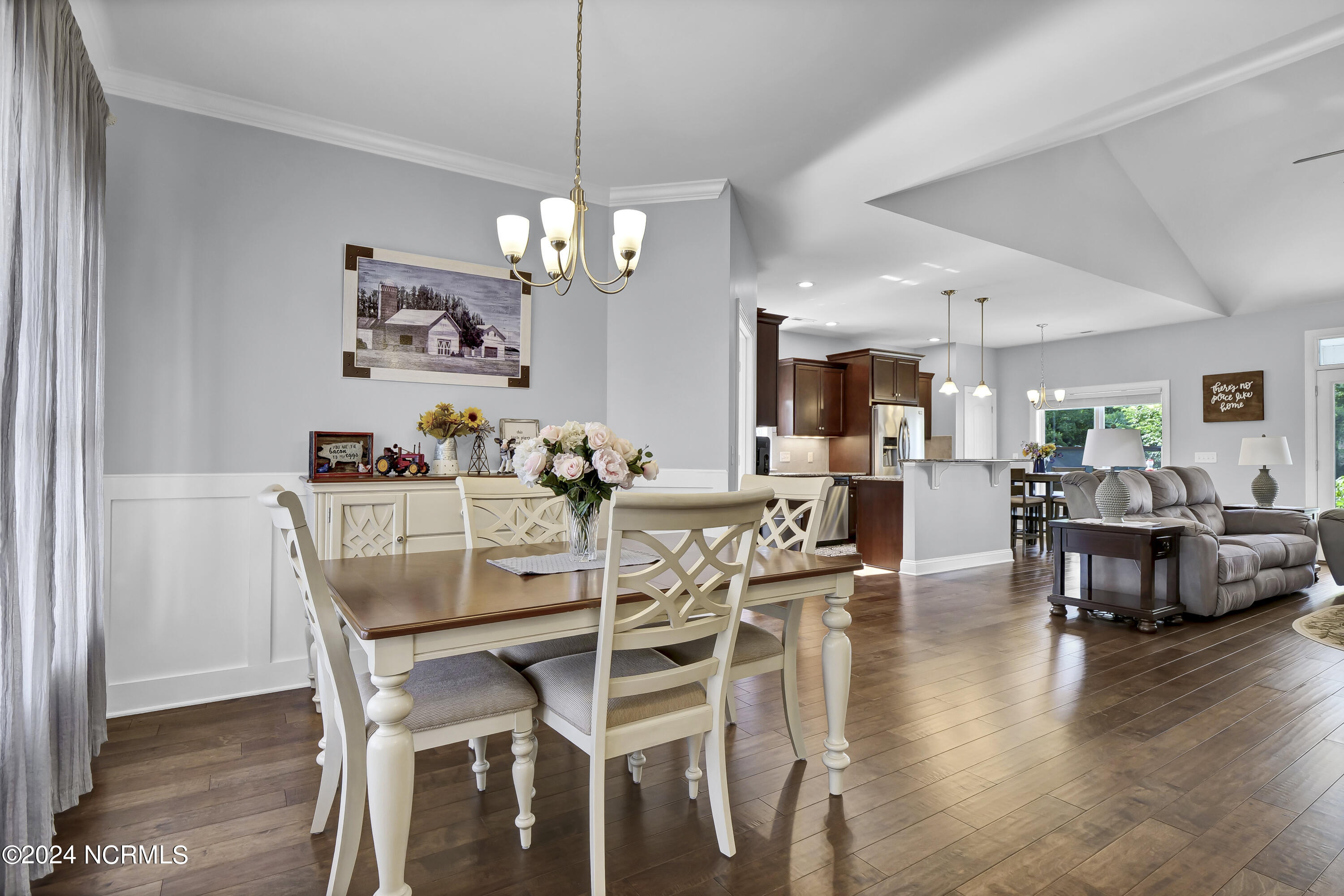 732 The Cape Boulevard