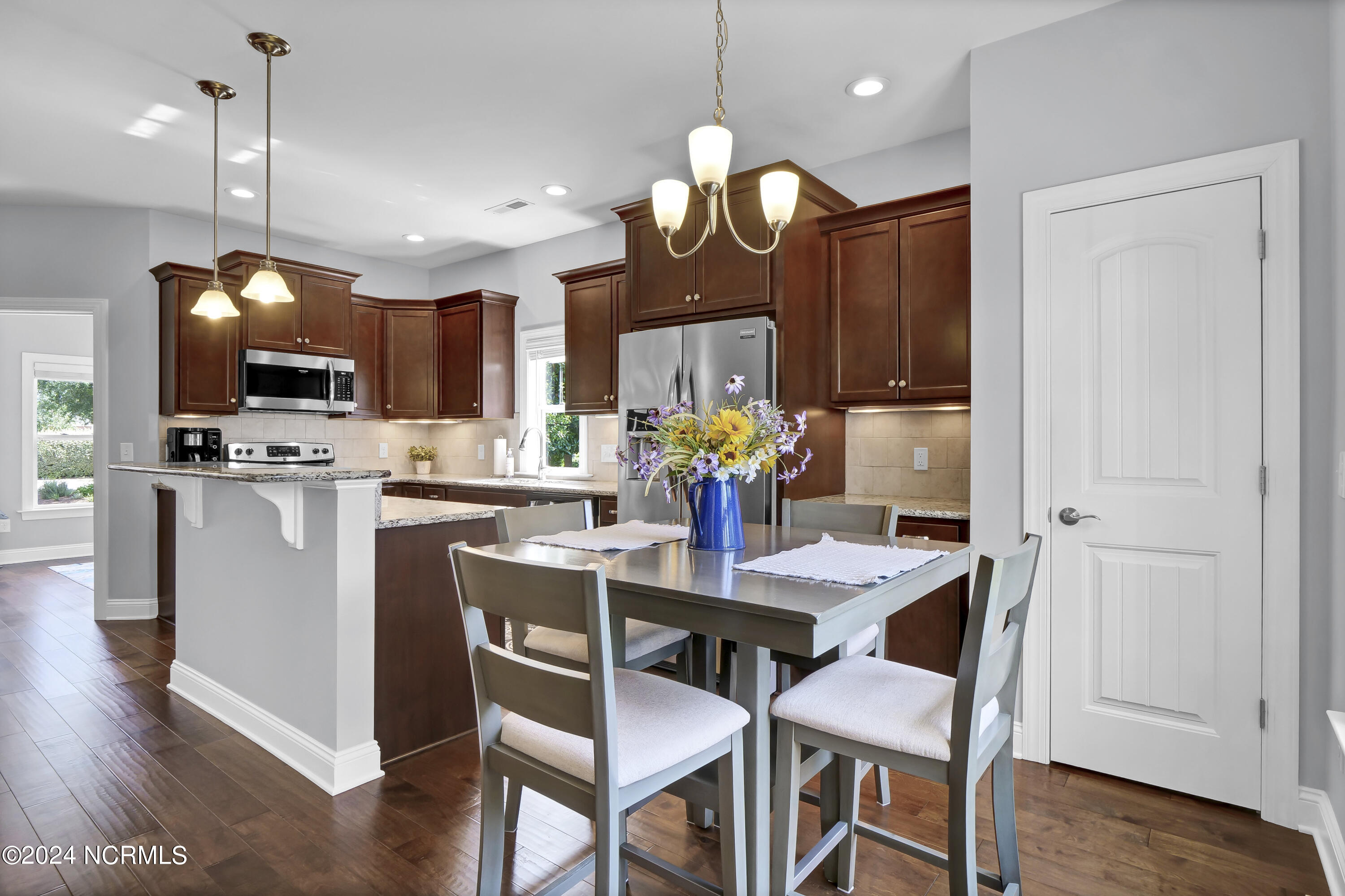 732 The Cape Boulevard