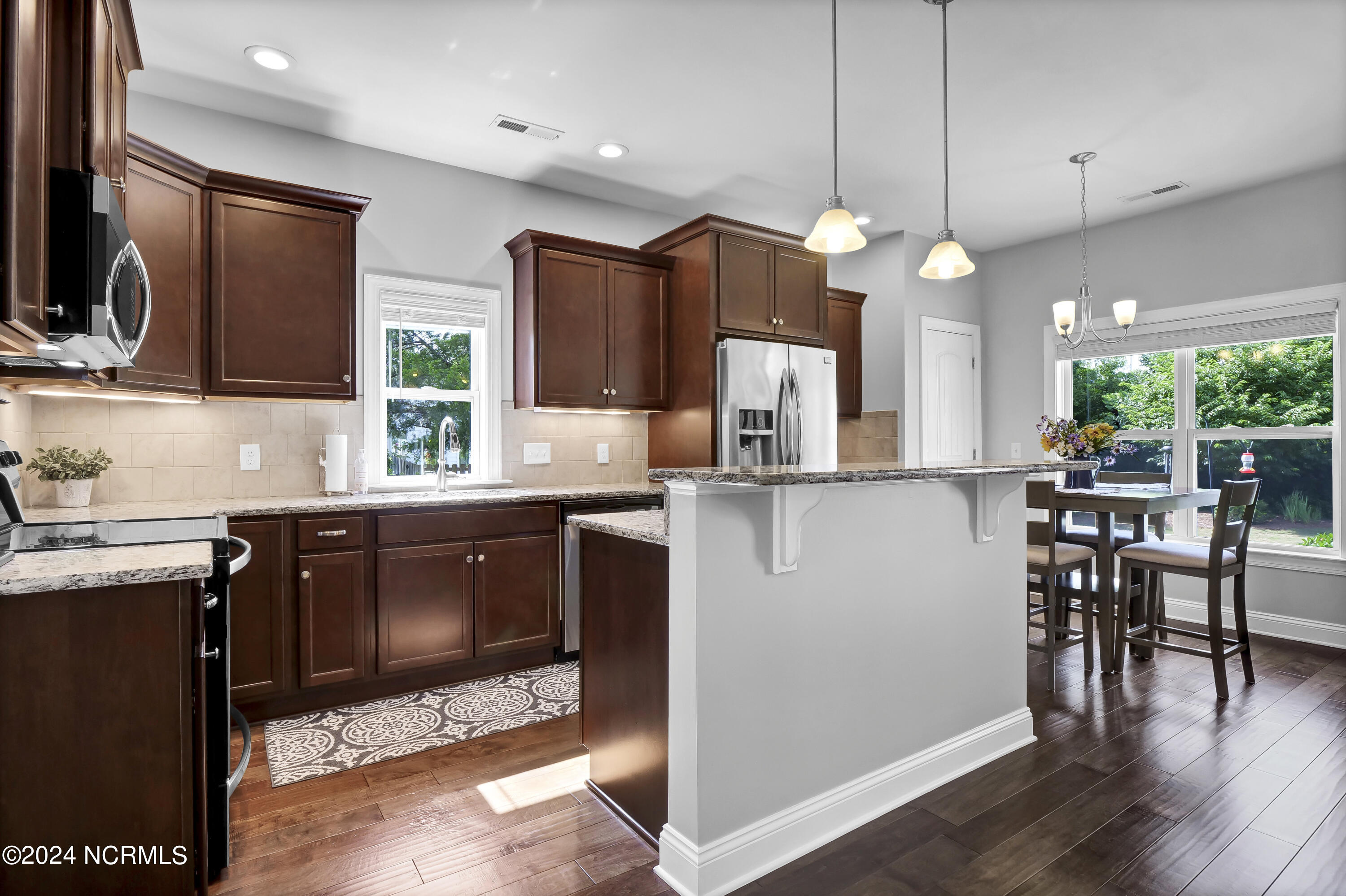 732 The Cape Boulevard