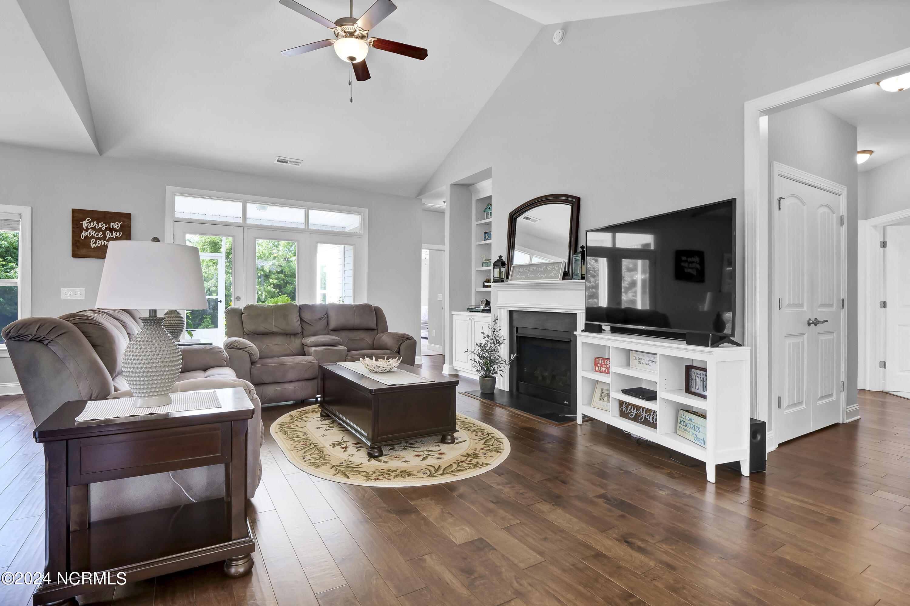 732 The Cape Boulevard