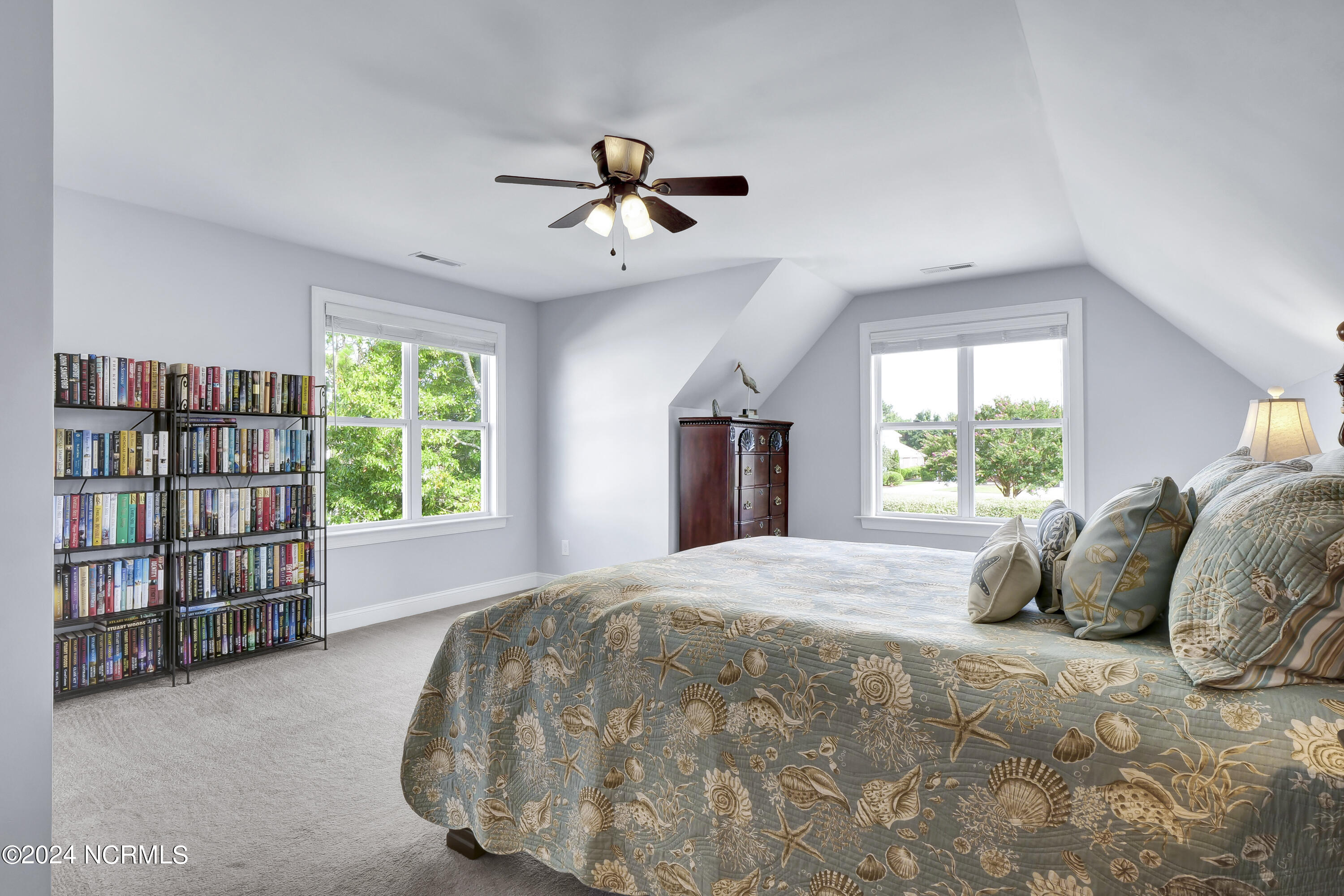 732 The Cape Boulevard