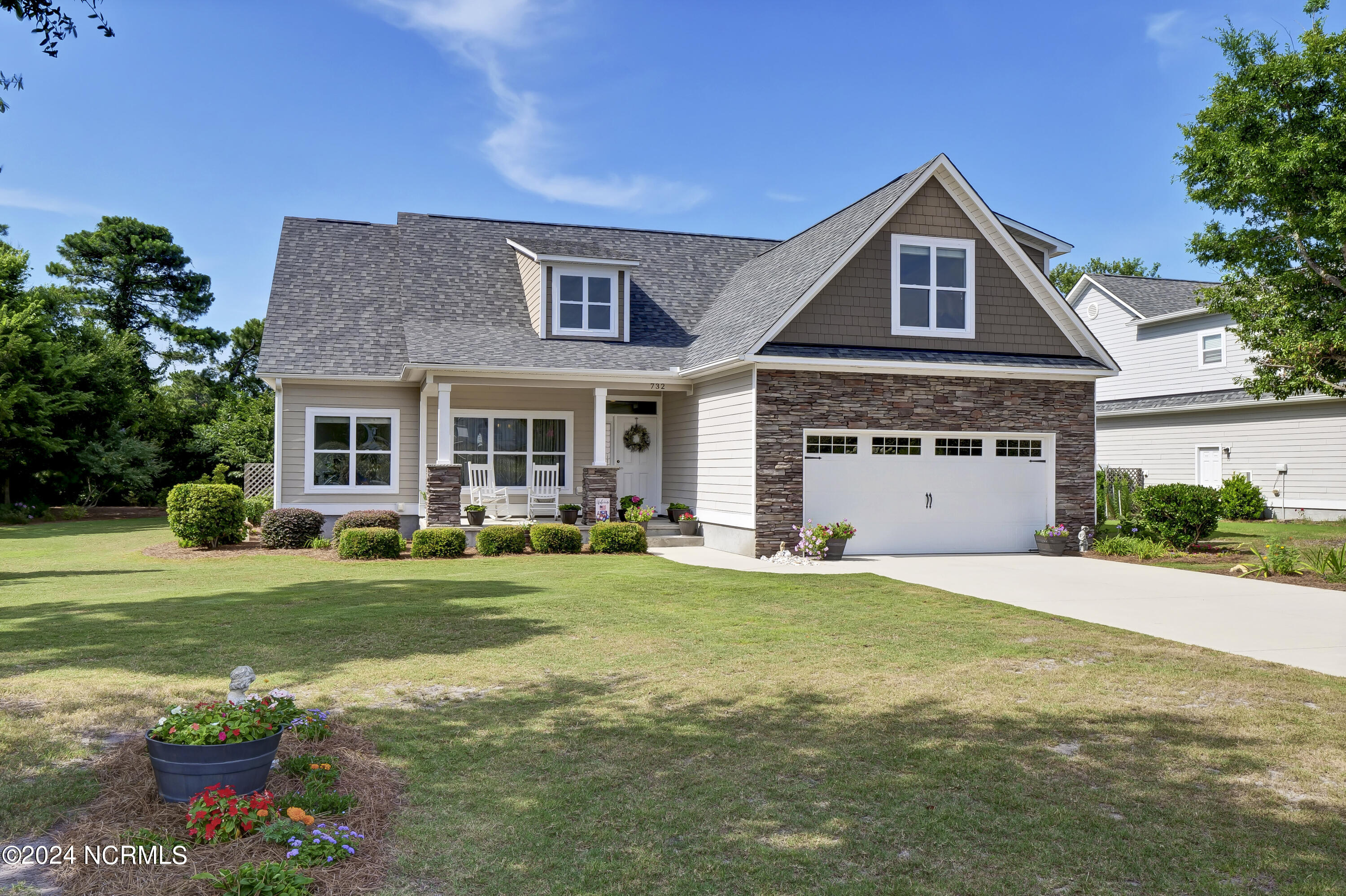 732 The Cape Boulevard