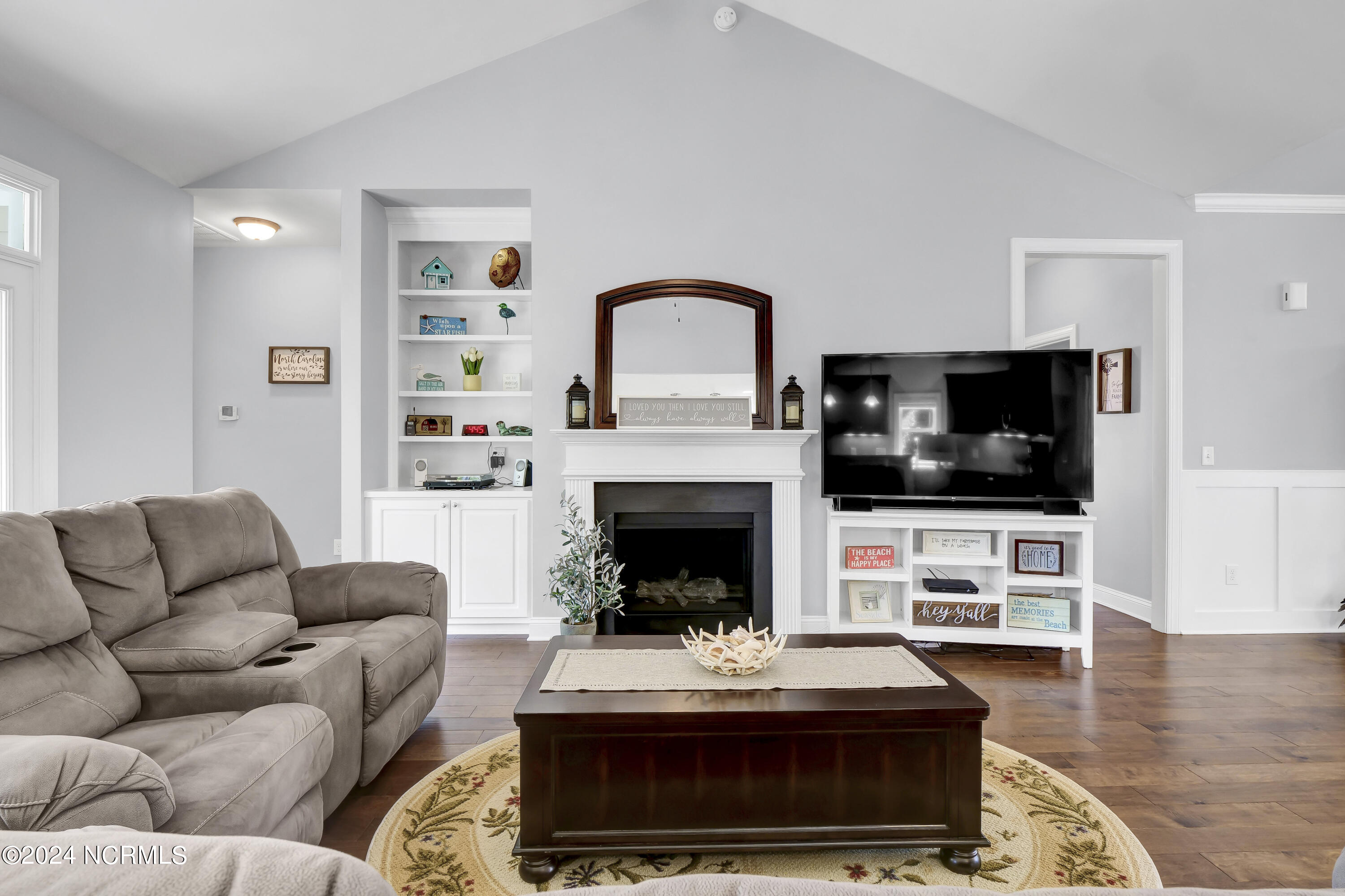 732 The Cape Boulevard