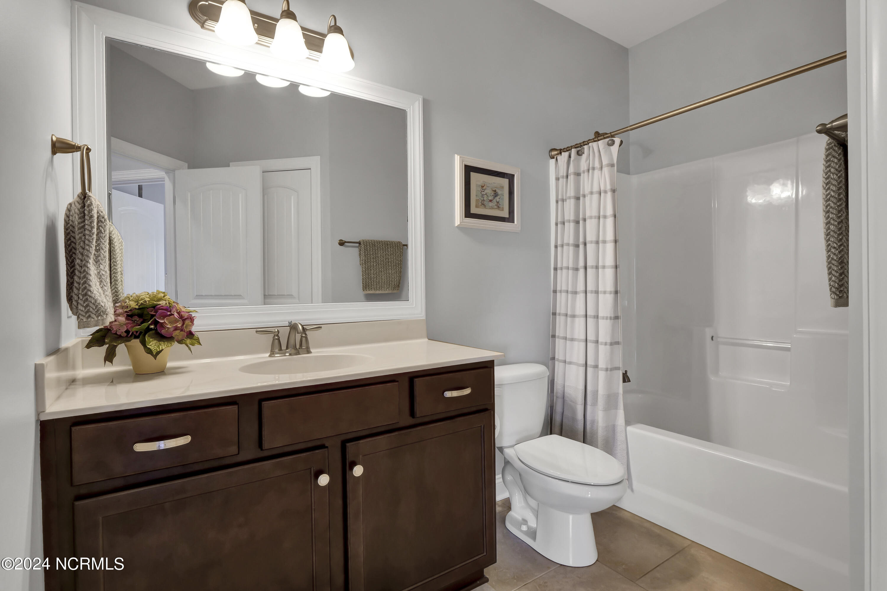 732 The Cape Boulevard