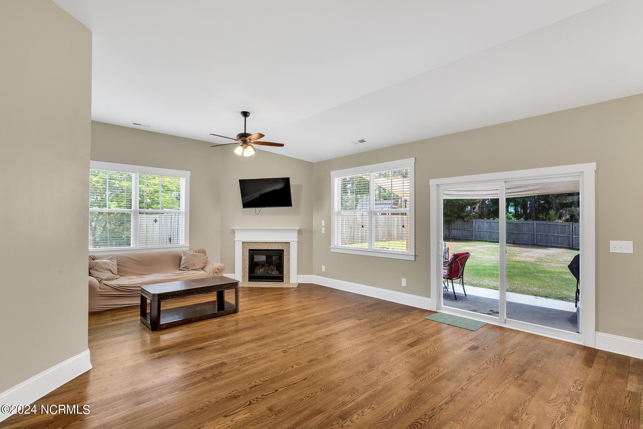 59 W Huckleberry Way