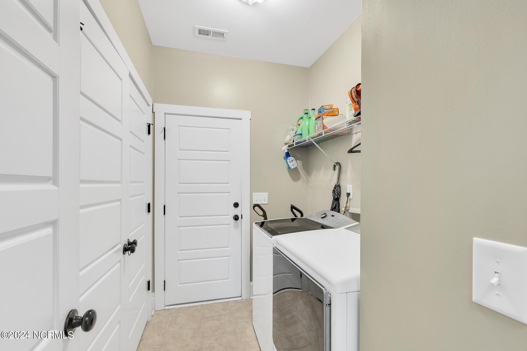 59 W Huckleberry Way