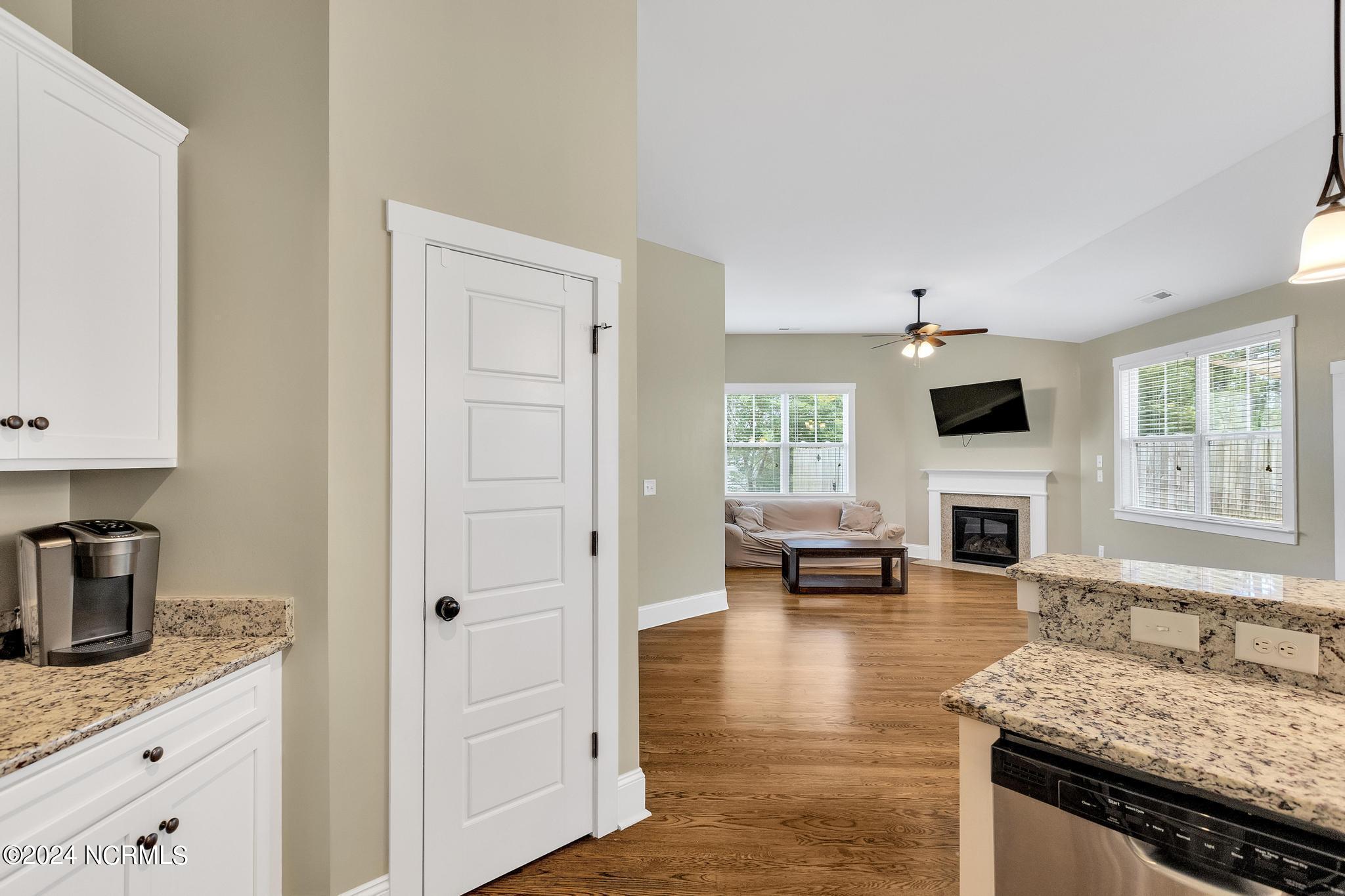 59 W Huckleberry Way