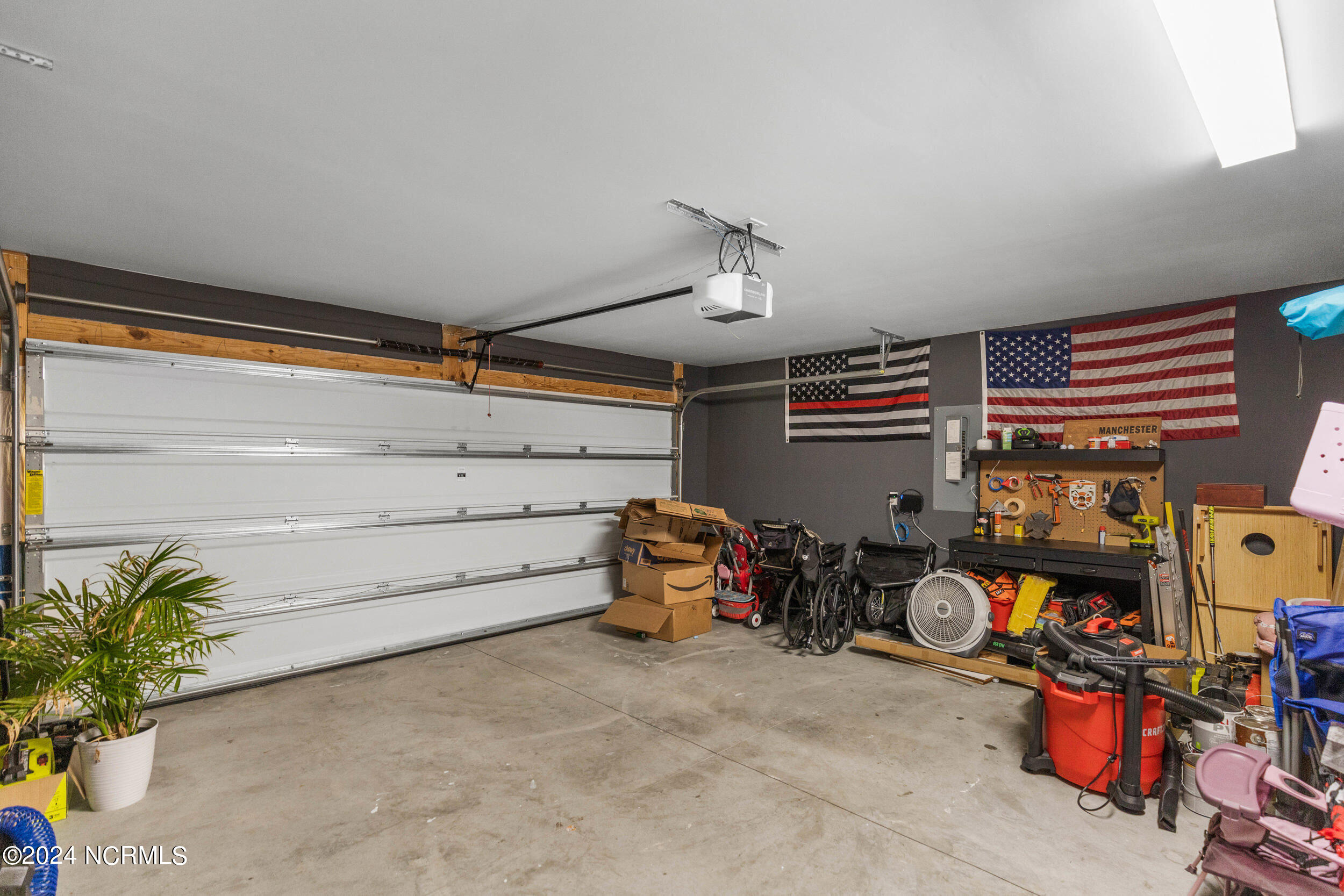 744 Buckeye Road NE