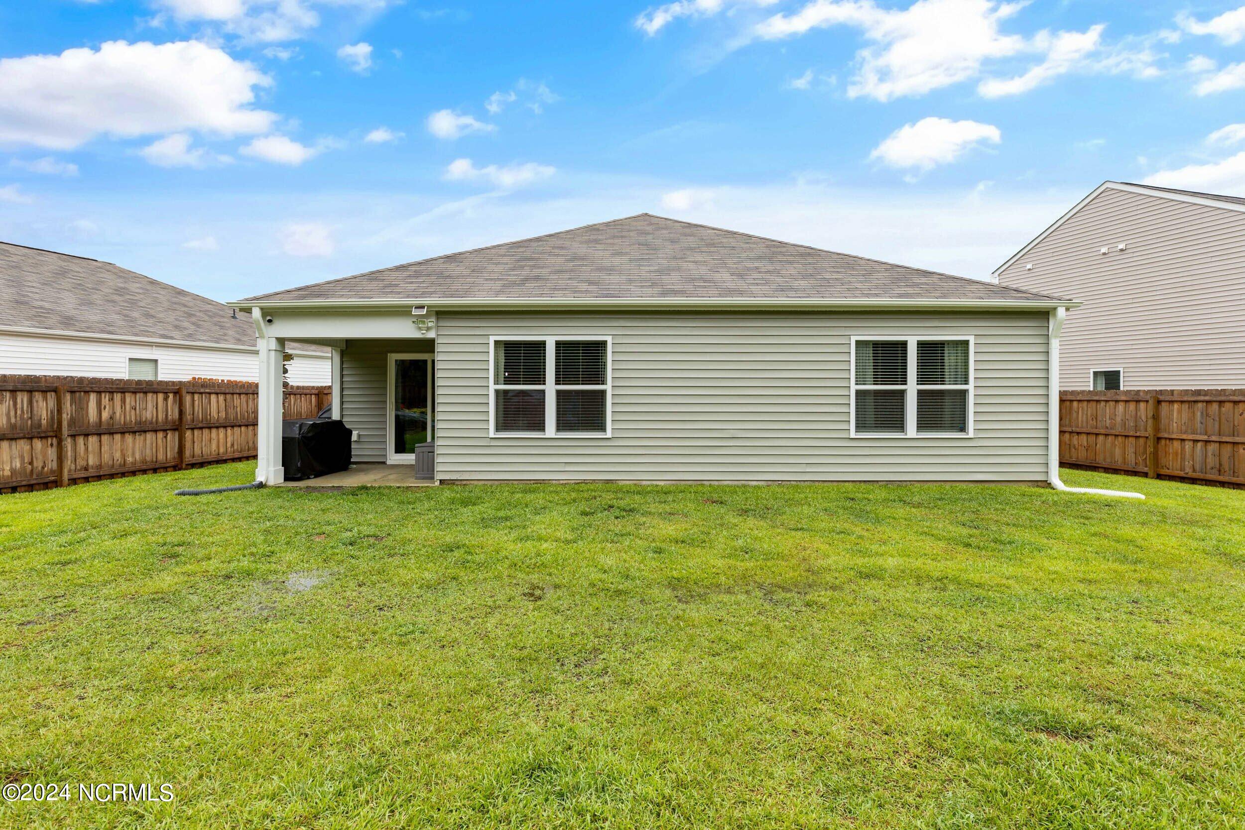 744 Buckeye Road NE