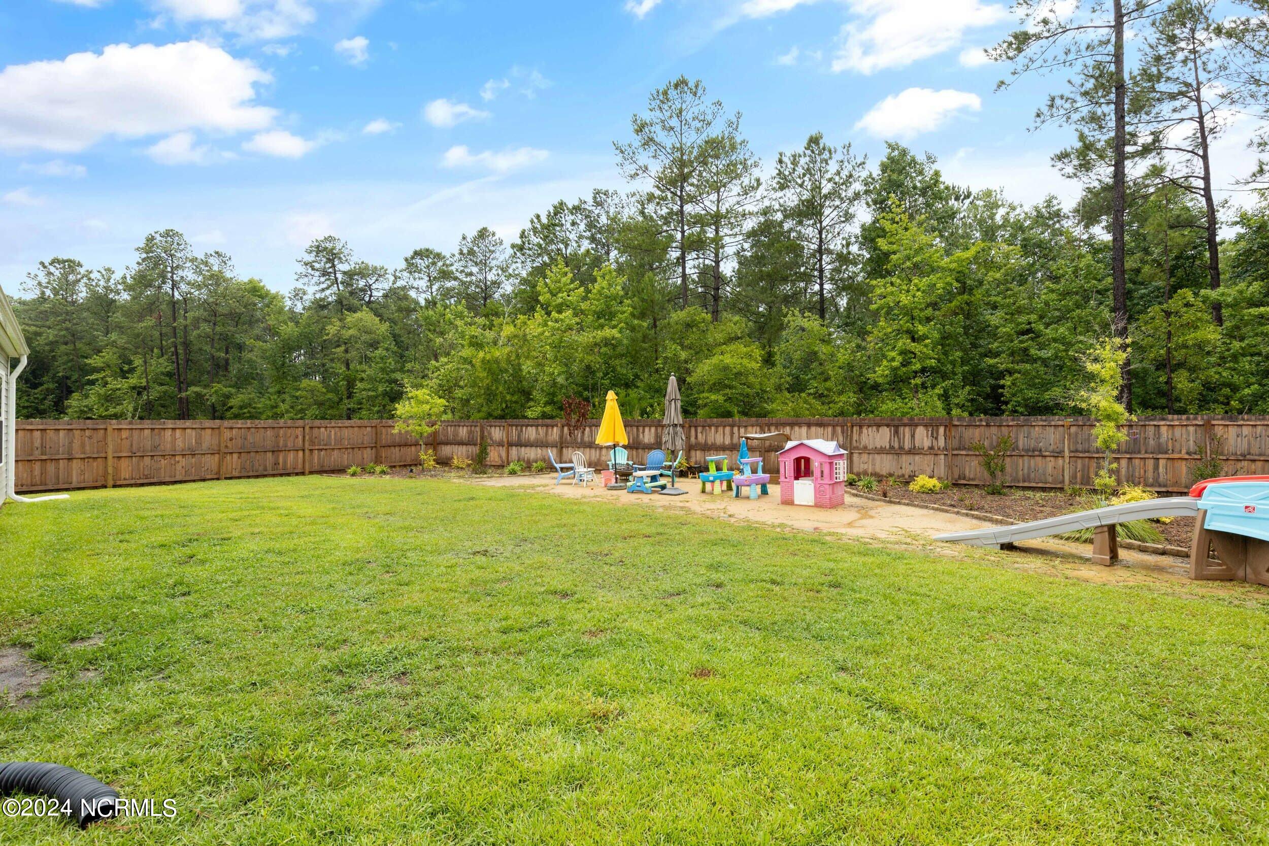 744 Buckeye Road NE