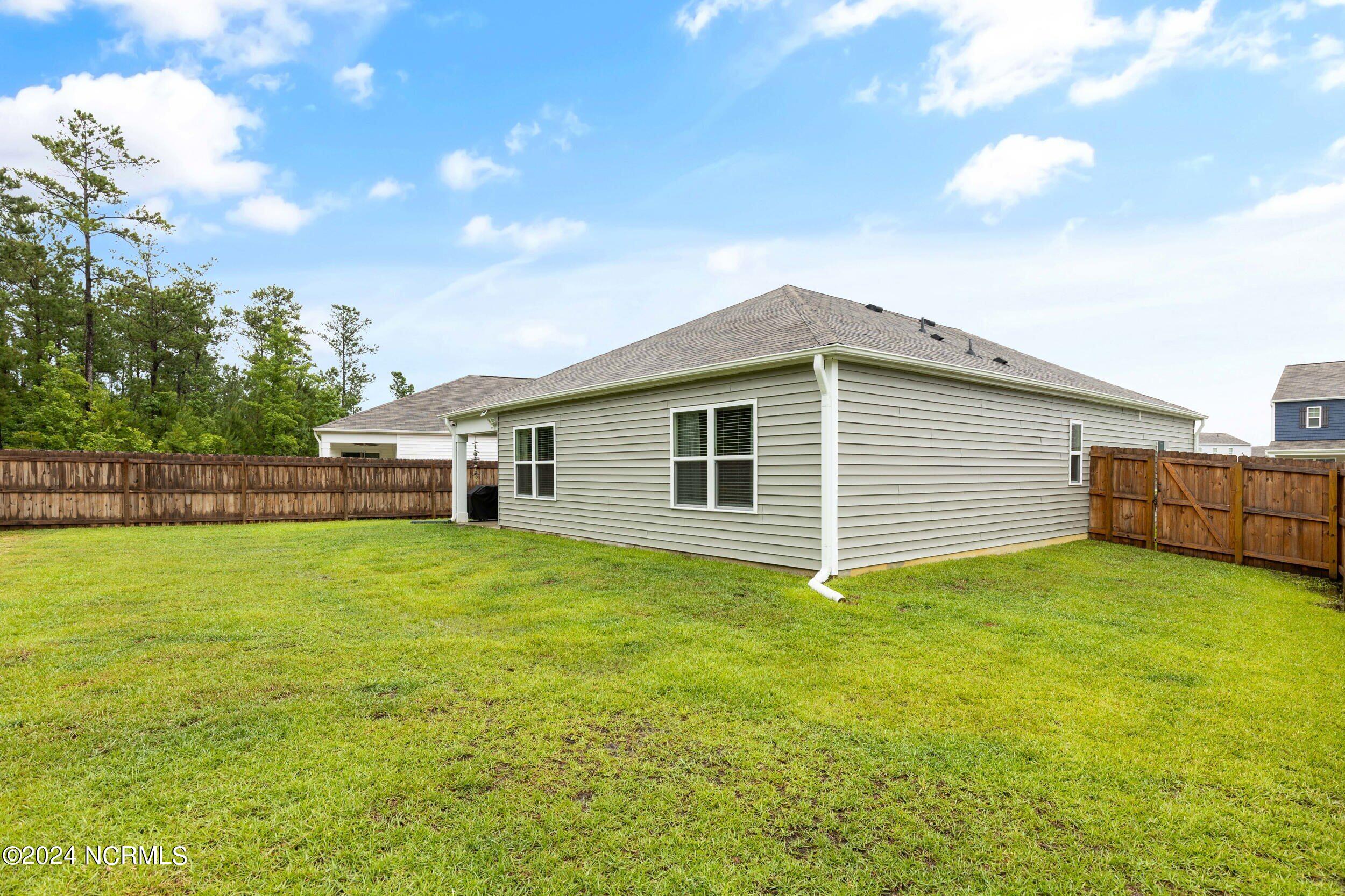 744 Buckeye Road NE