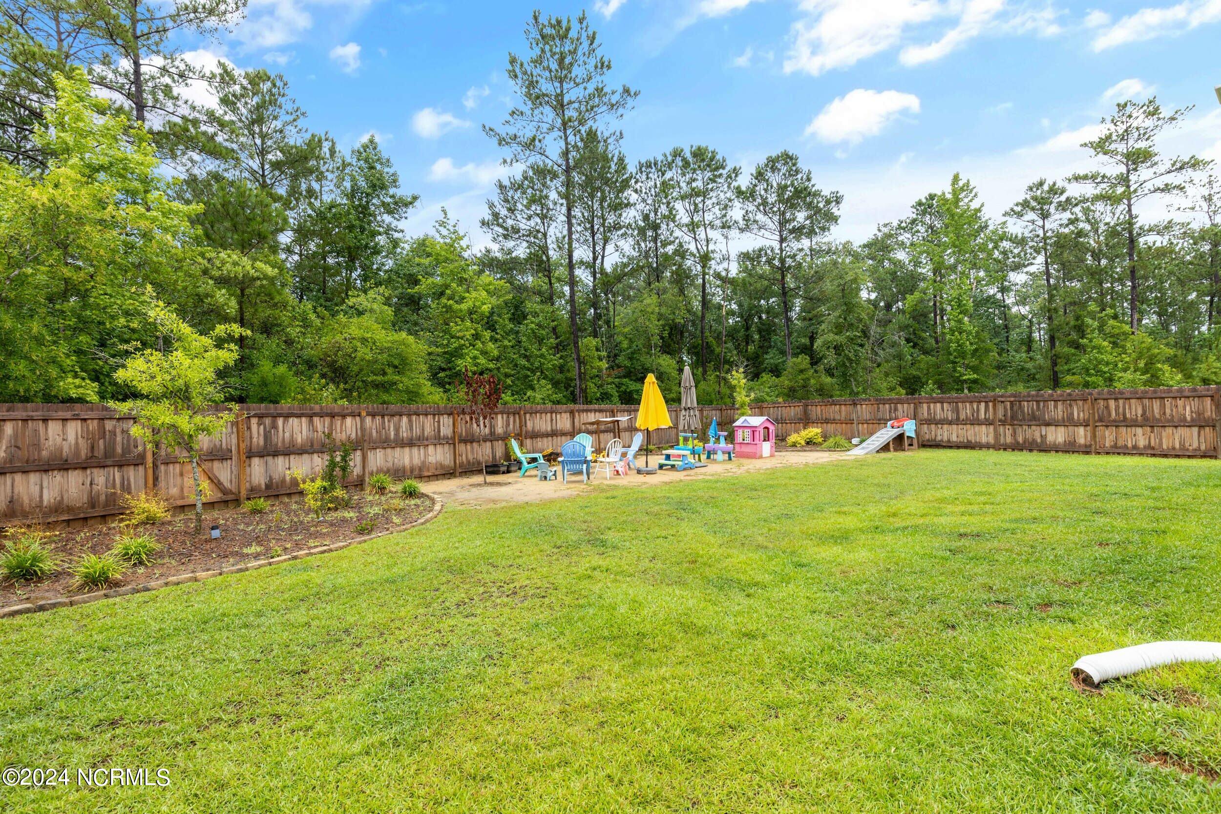 744 Buckeye Road NE