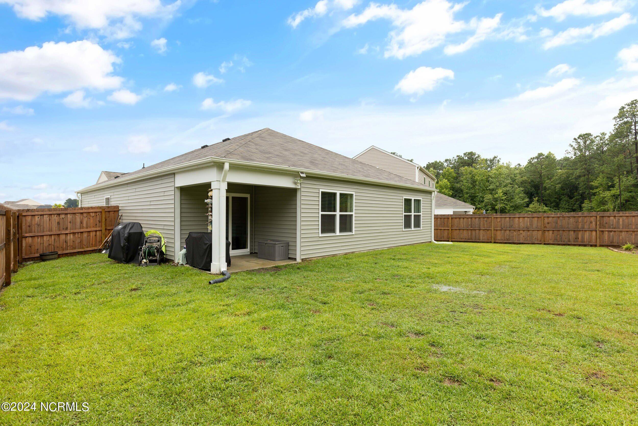 744 Buckeye Road NE