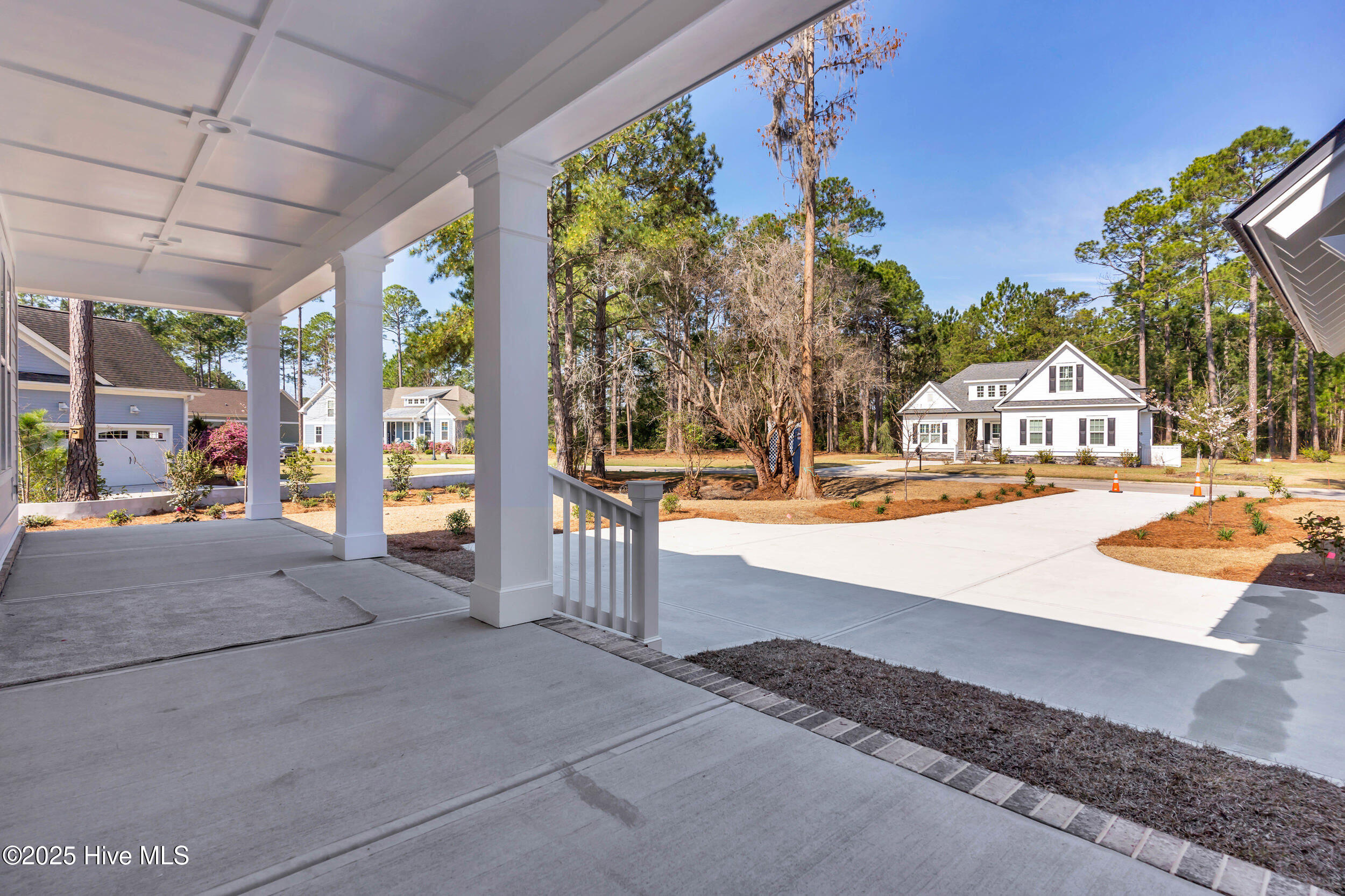 678 Breezewood Drive SE