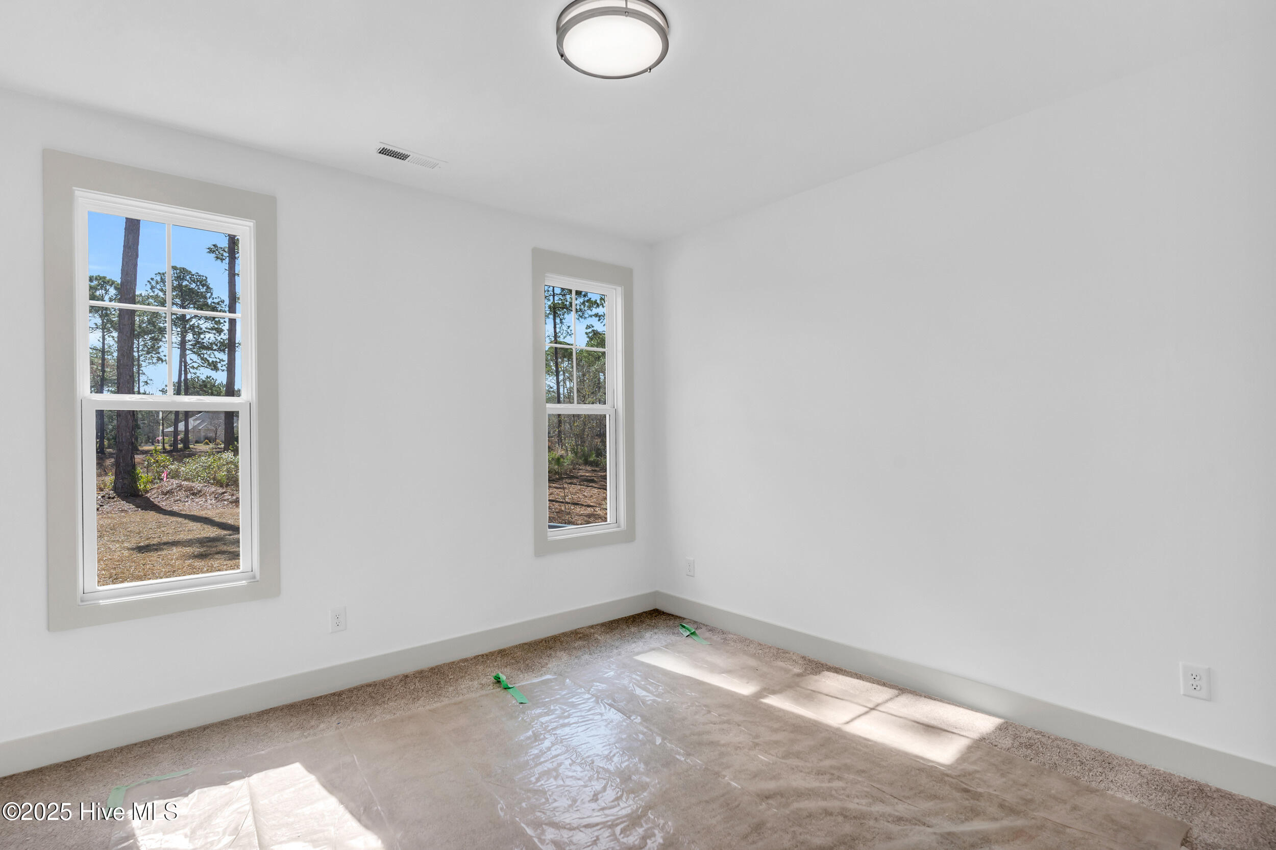 678 Breezewood Drive SE