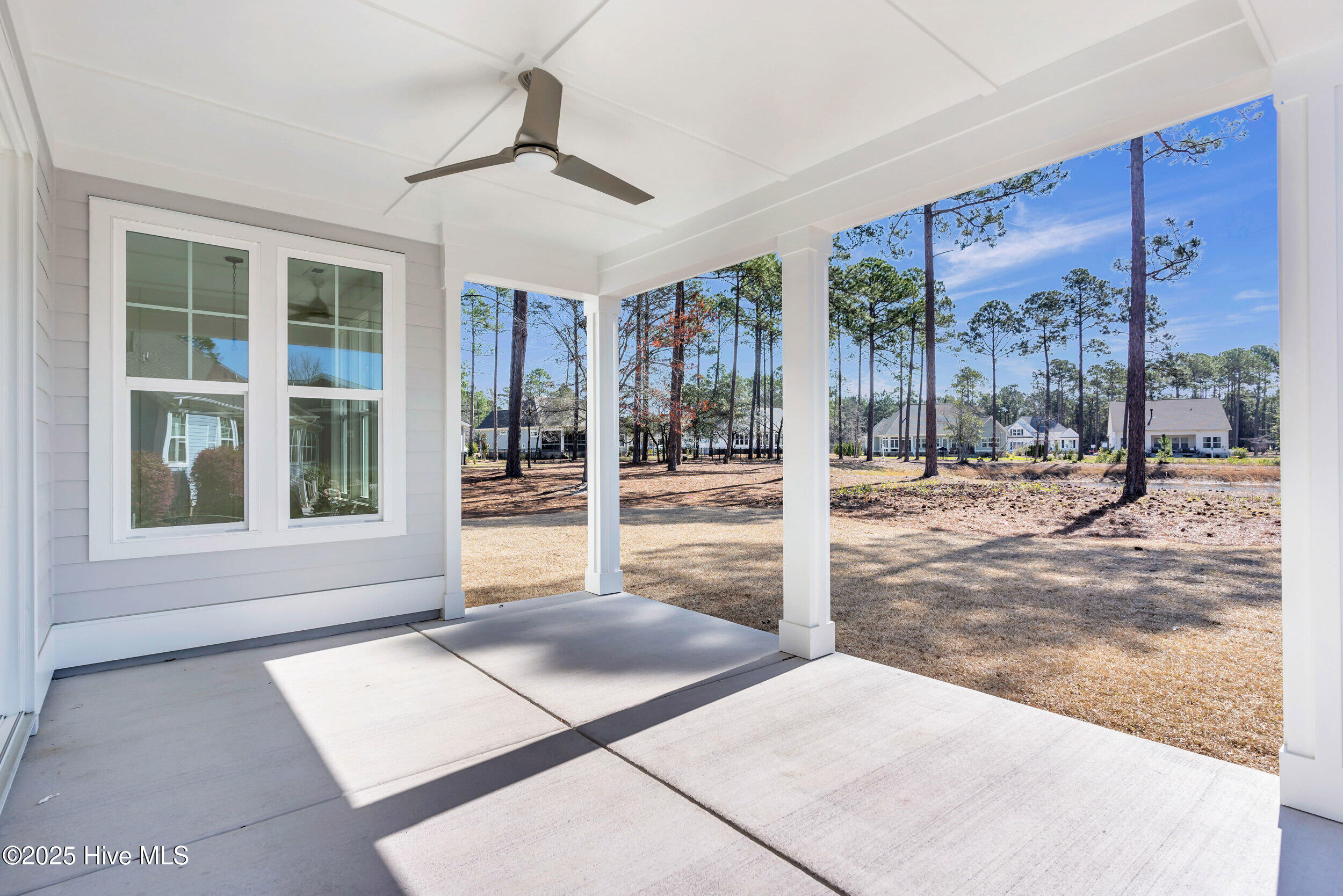 678 Breezewood Drive SE