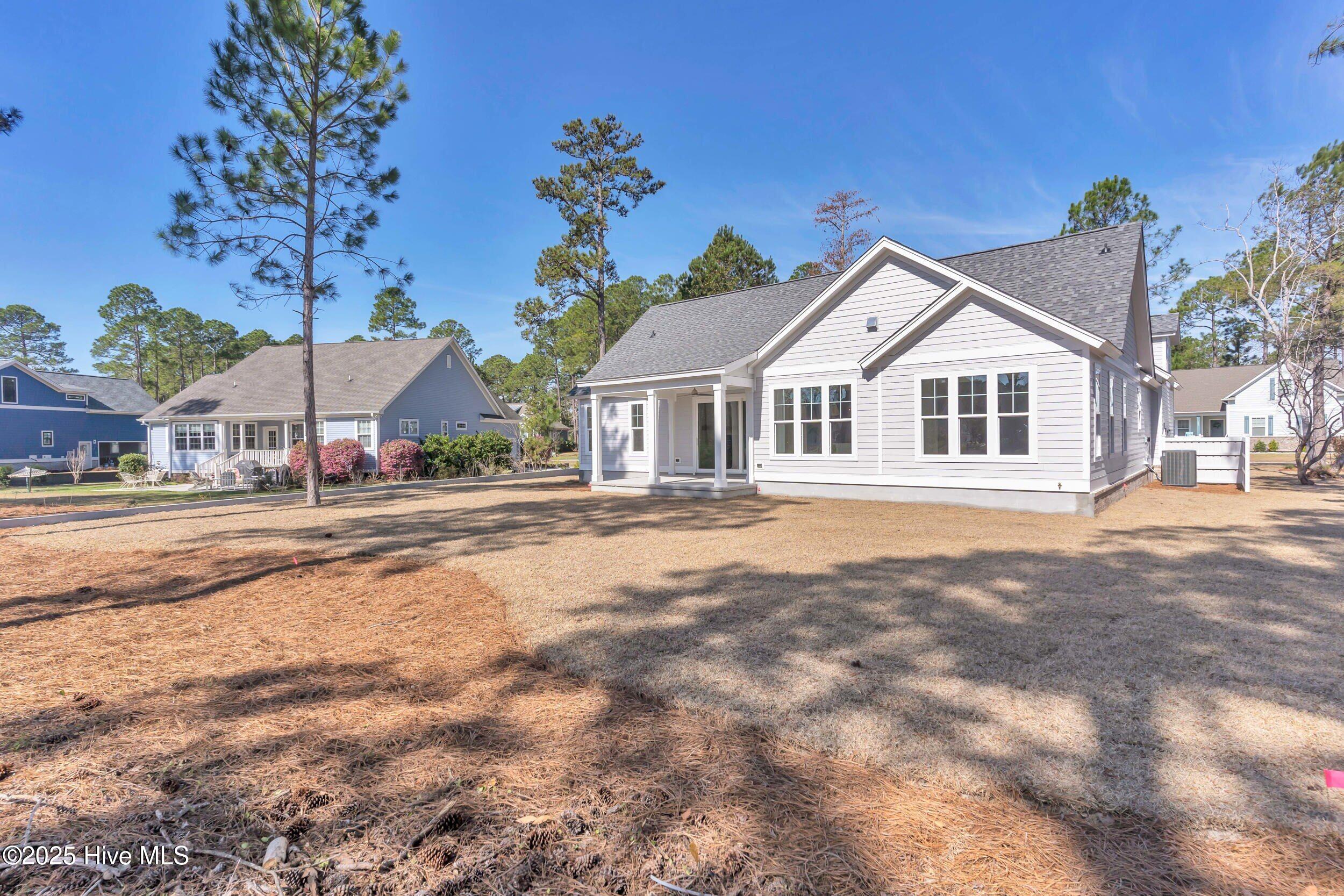 678 Breezewood Drive SE