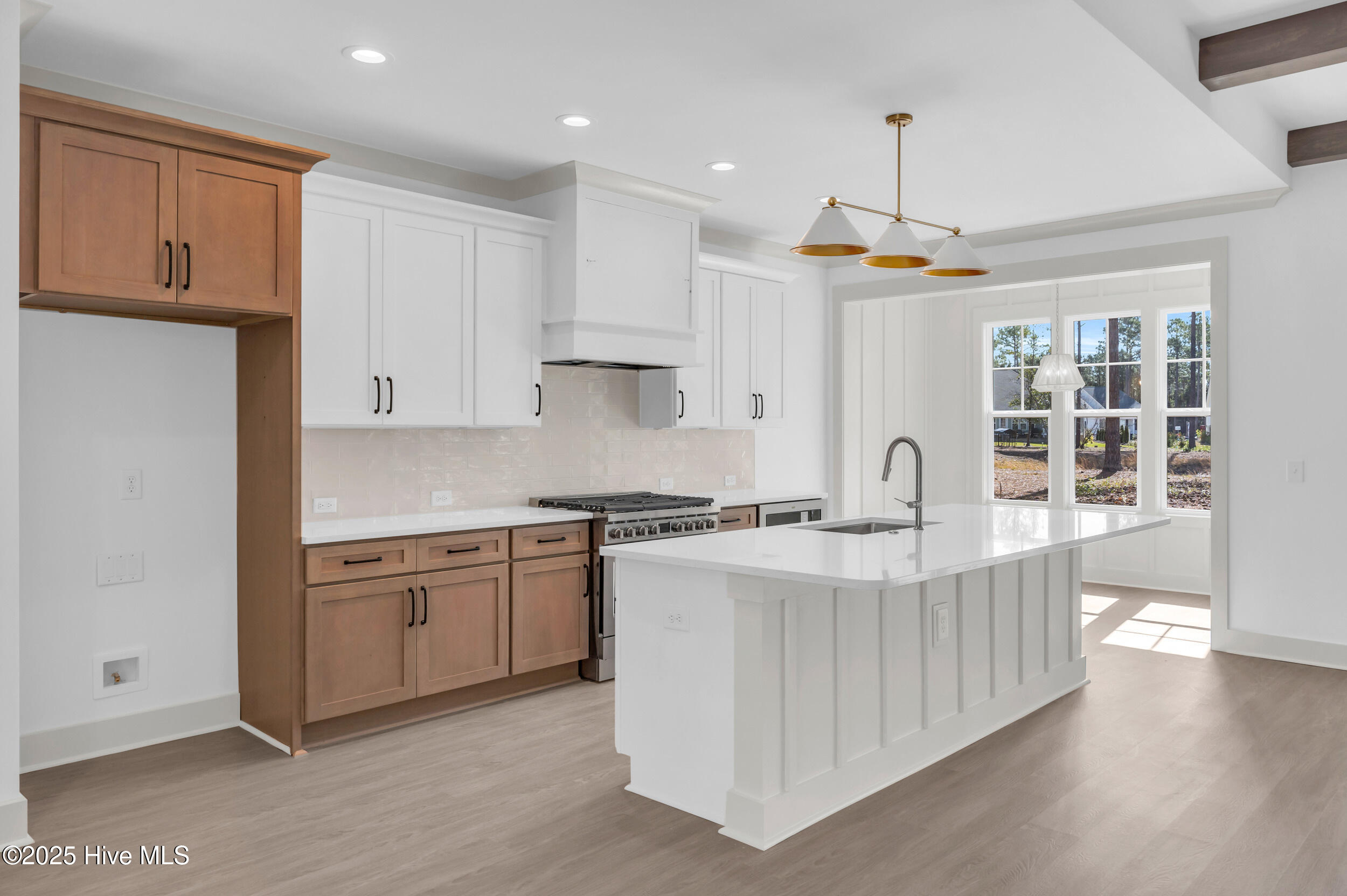 678 Breezewood Drive SE