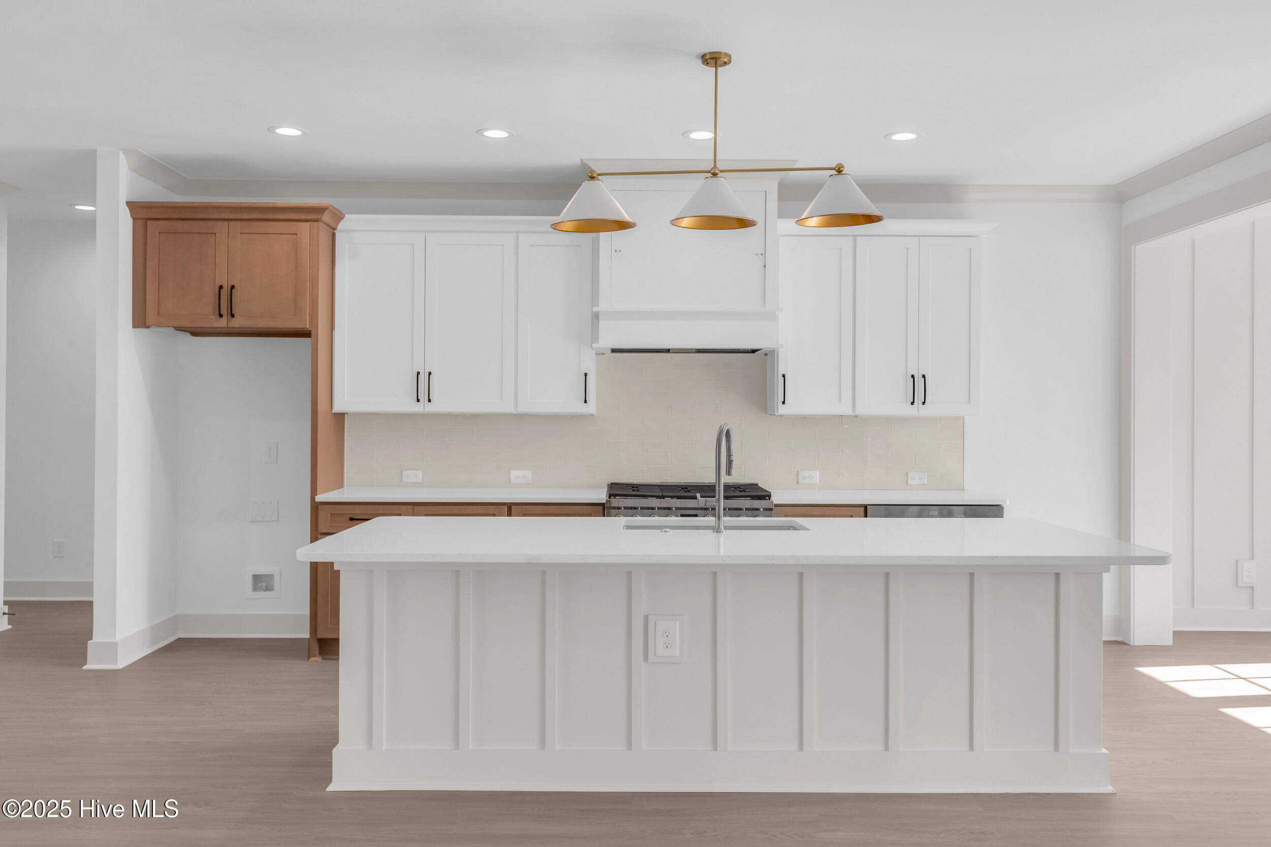 678 Breezewood Drive SE