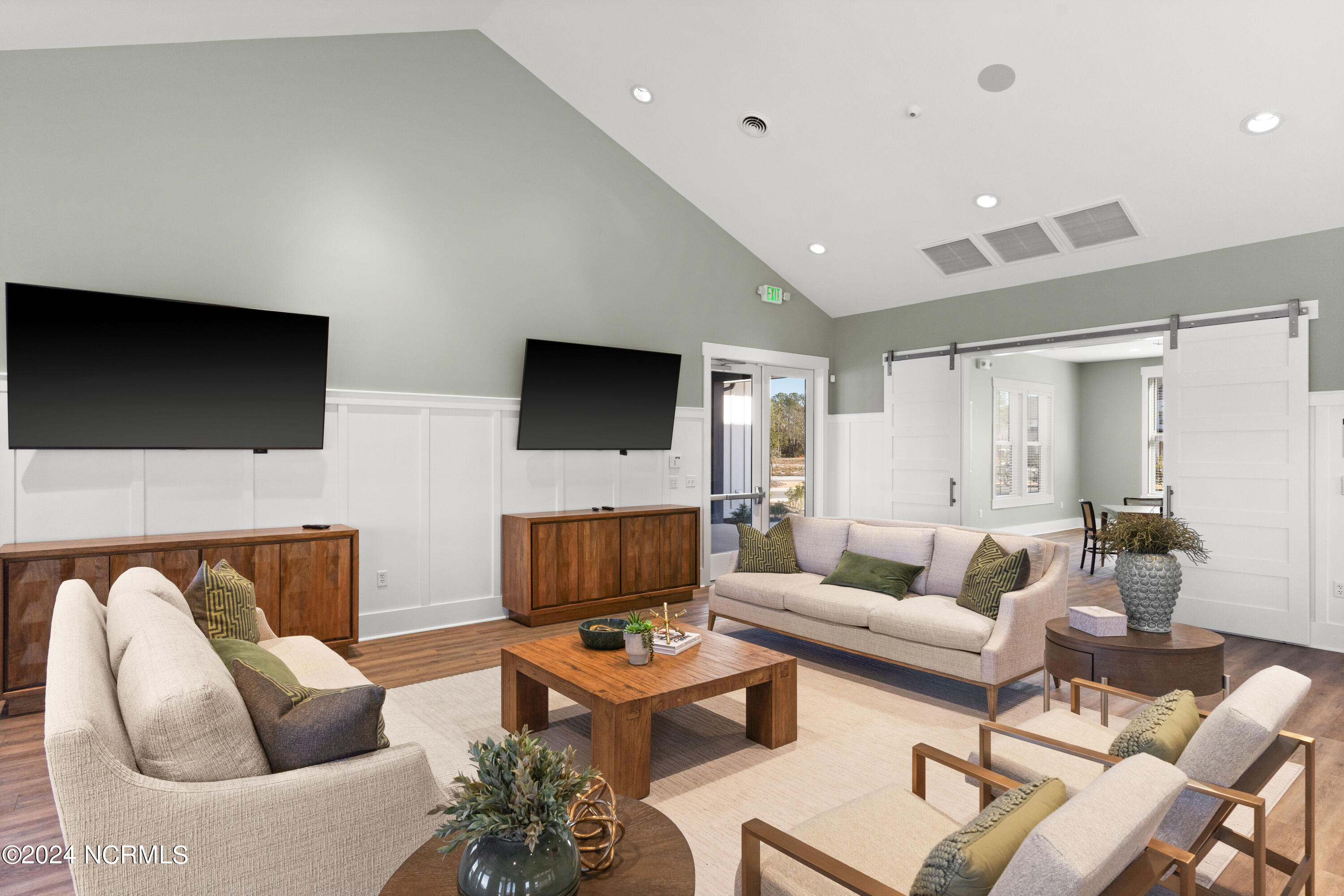 3828 Mason Port Drive 109