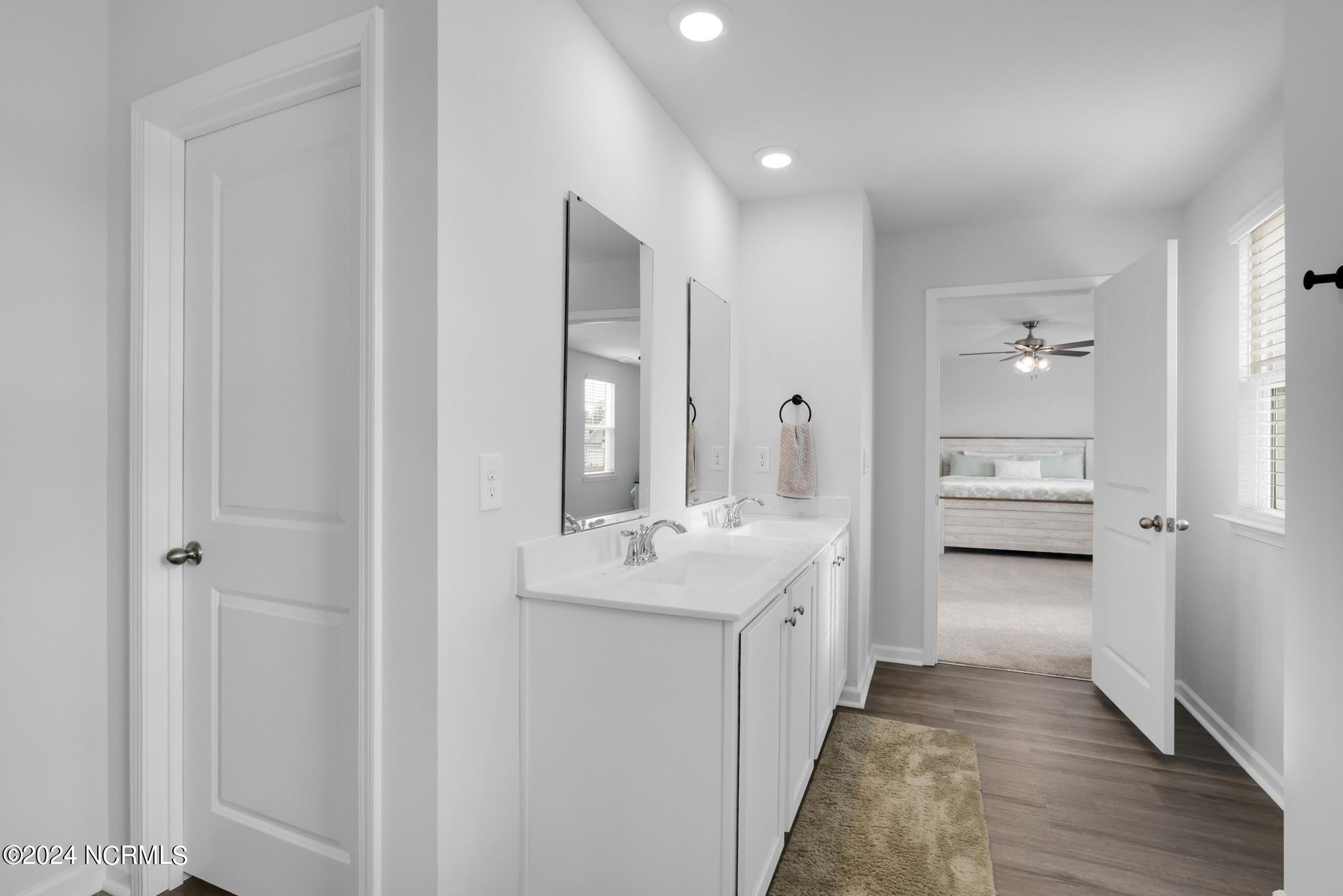 216 Avocet Way