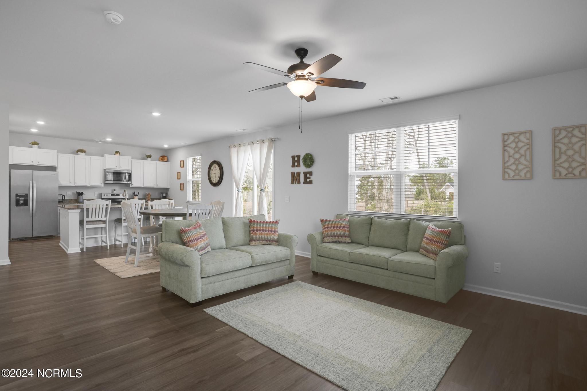 216 Avocet Way