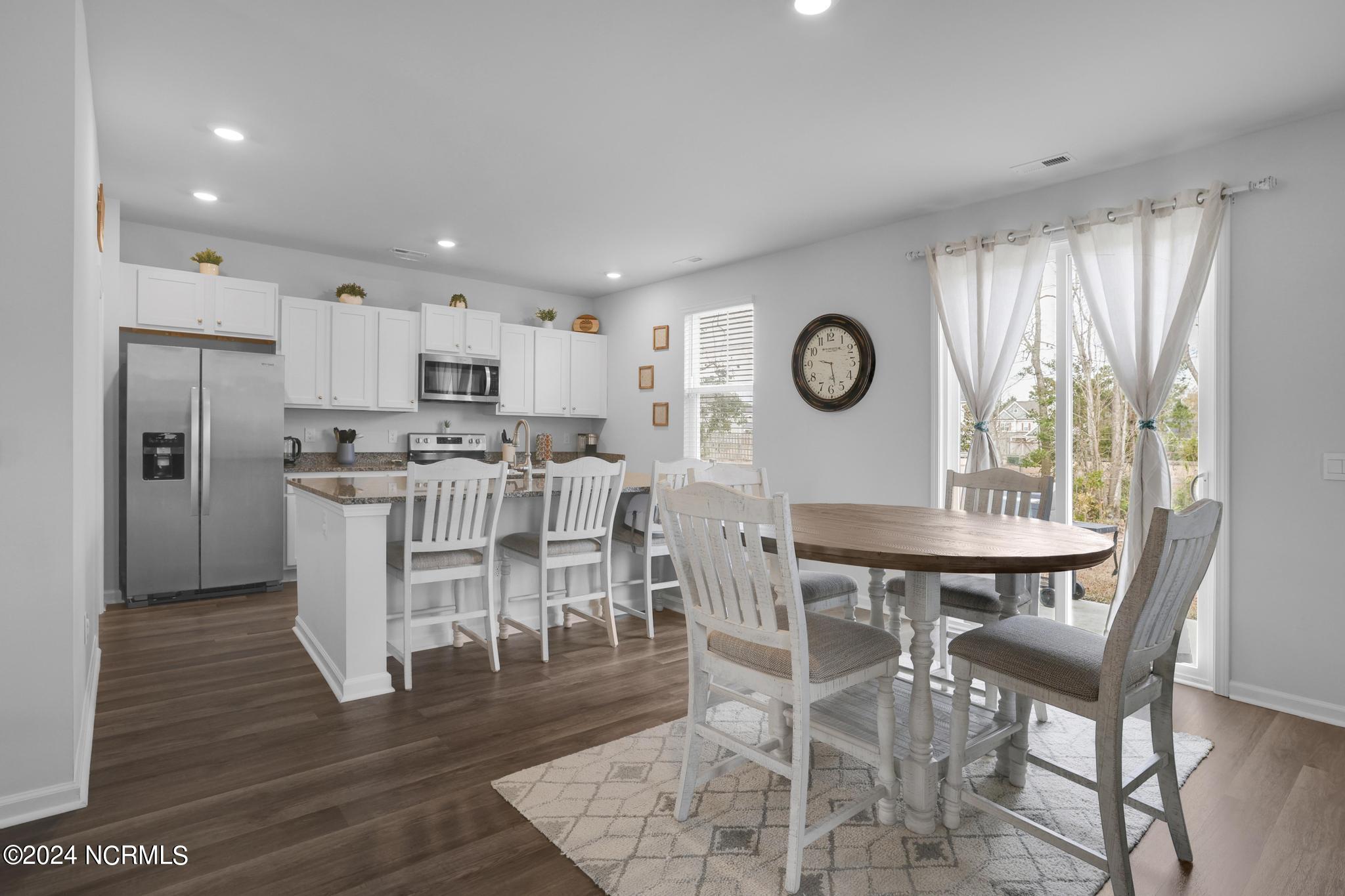 216 Avocet Way