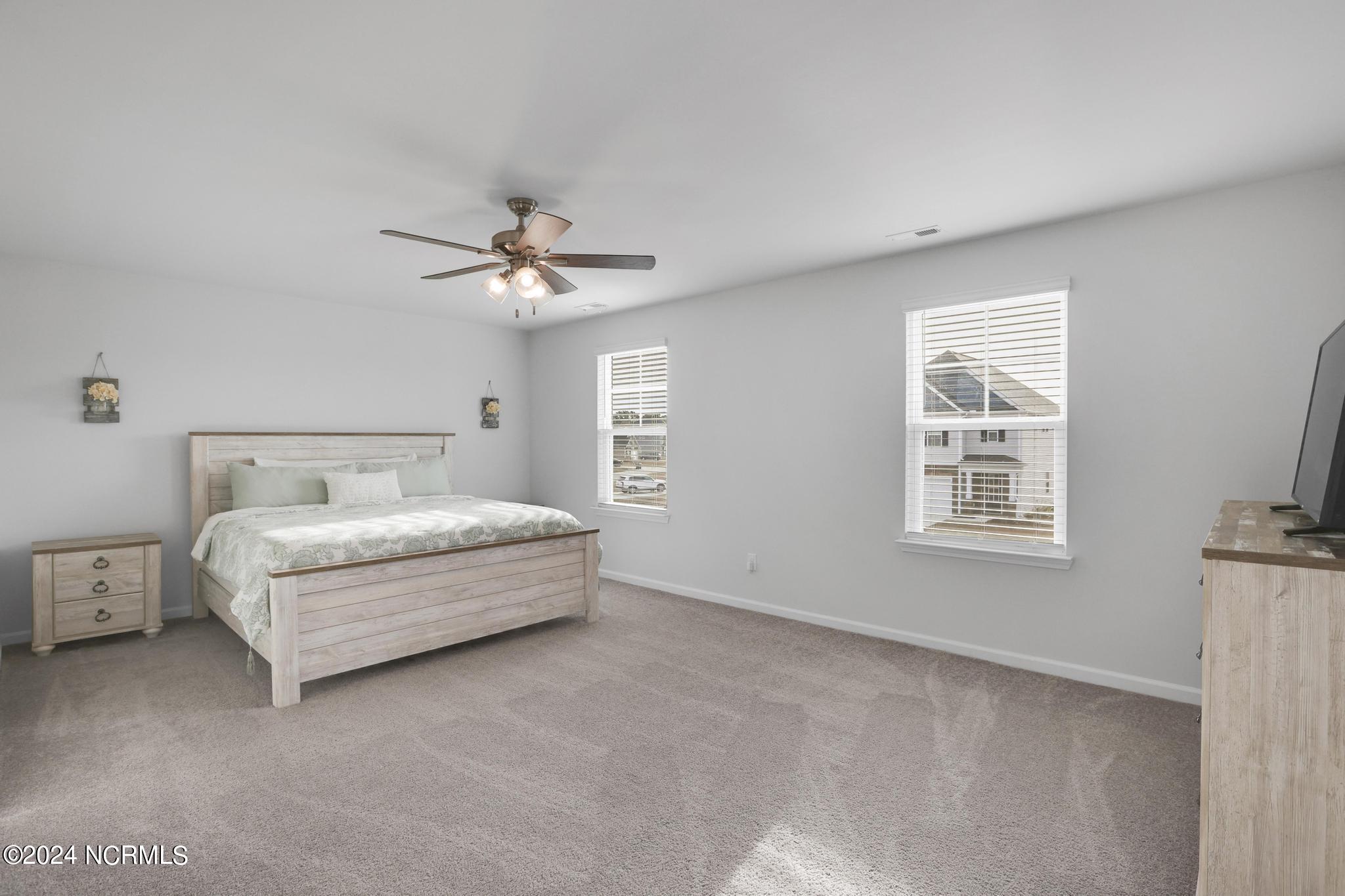 216 Avocet Way