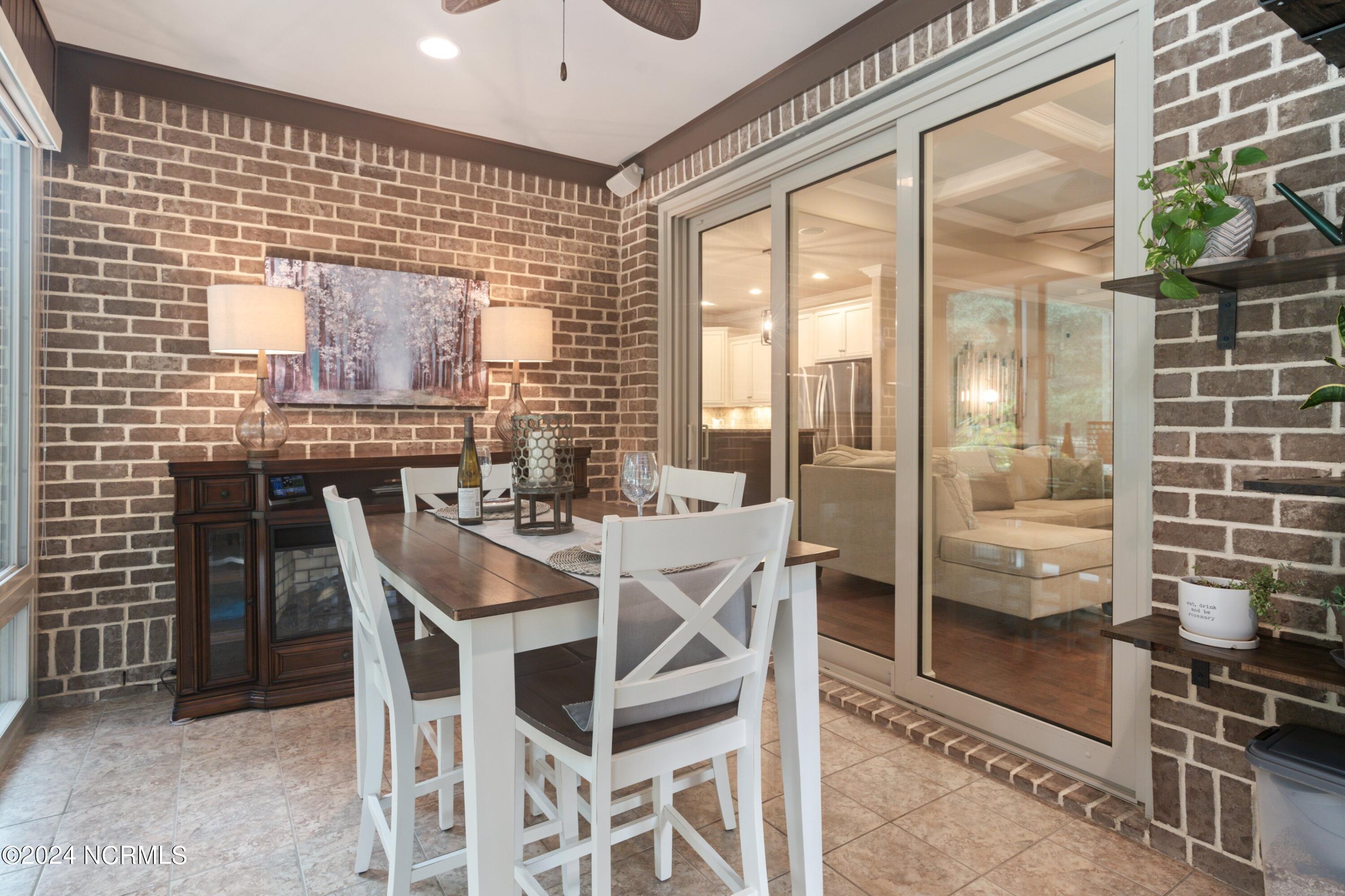 405 Jenoa Drive