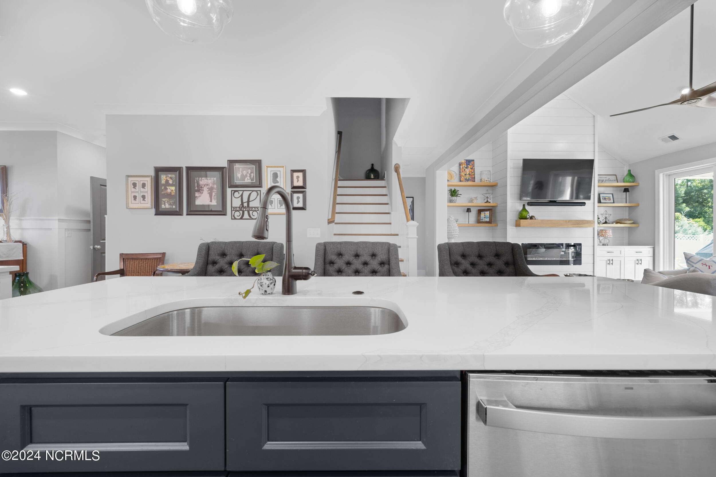 324 Summerhouse Drive