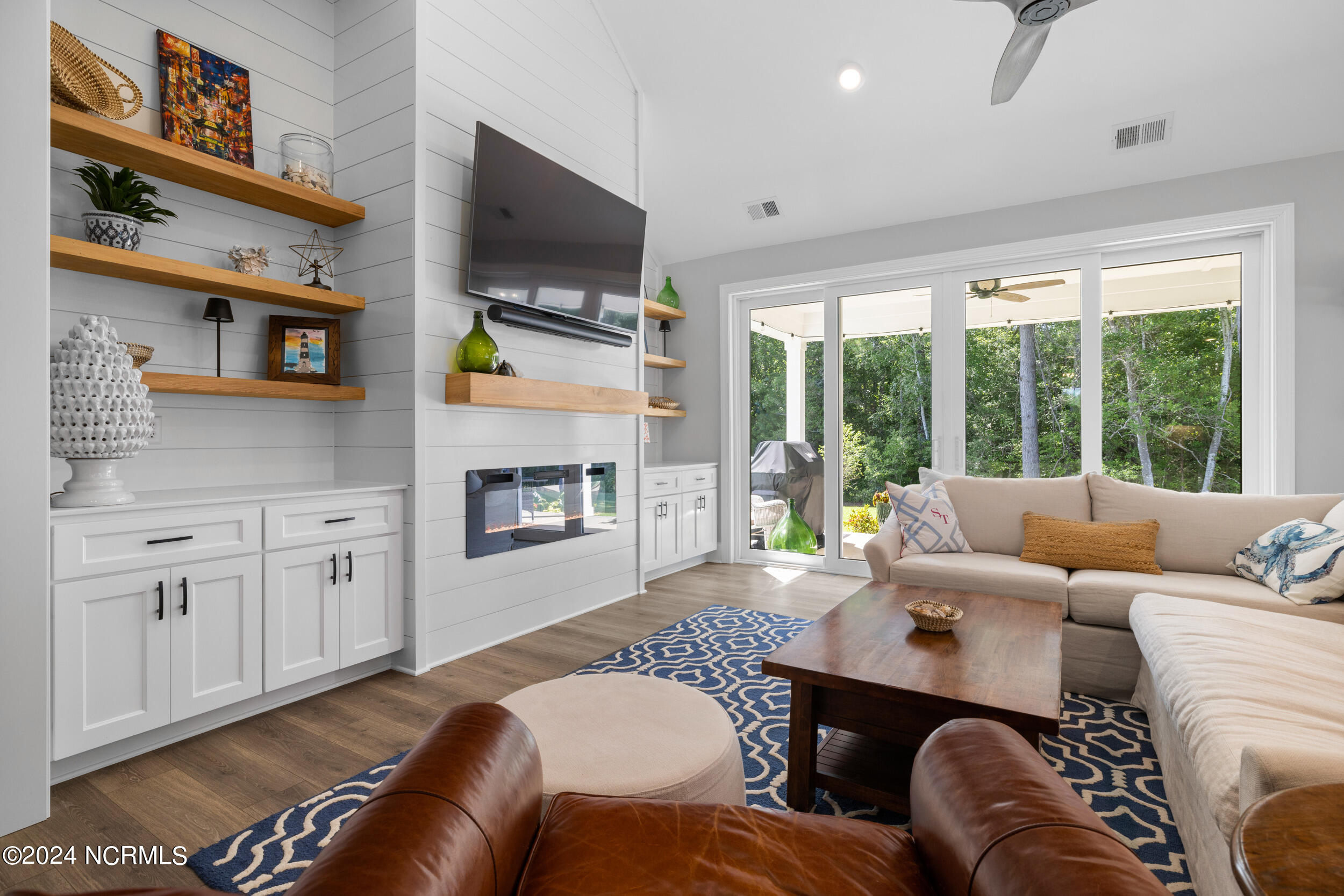 324 Summerhouse Drive