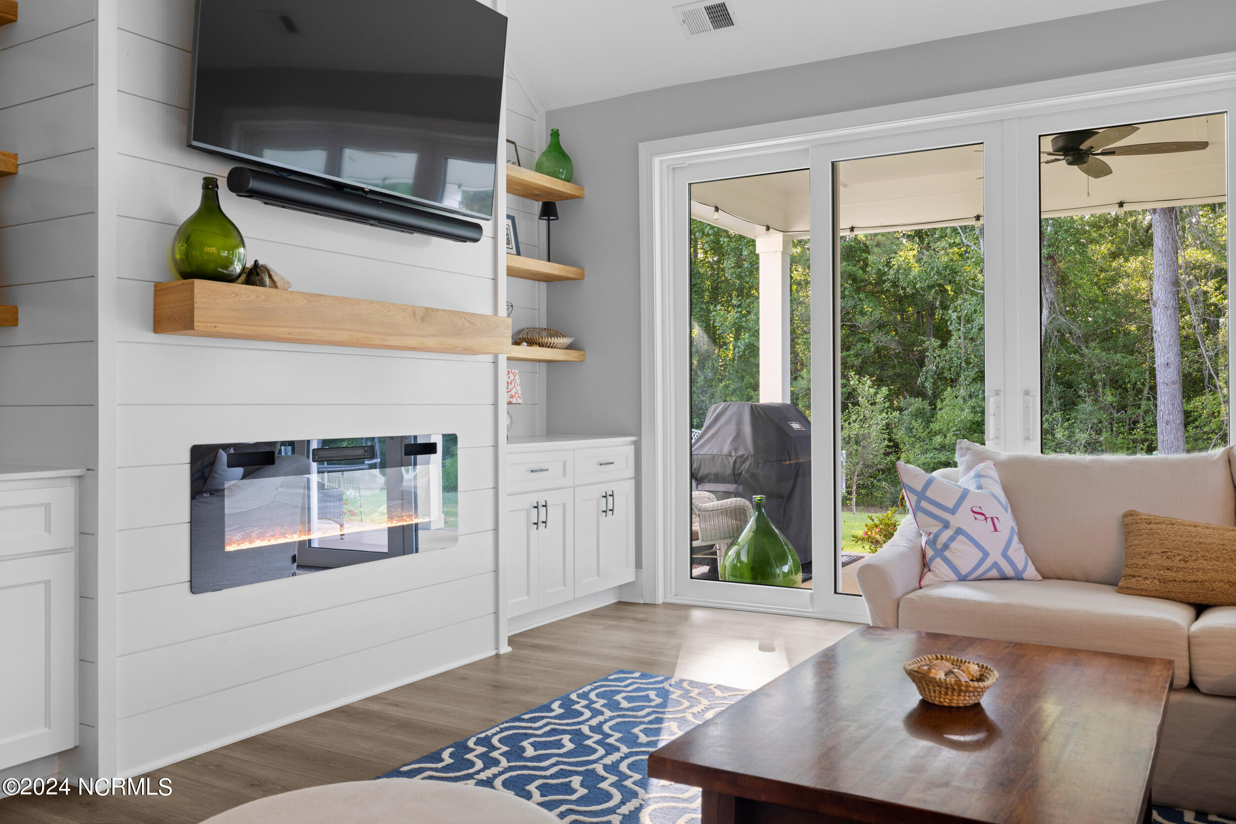 324 Summerhouse Drive