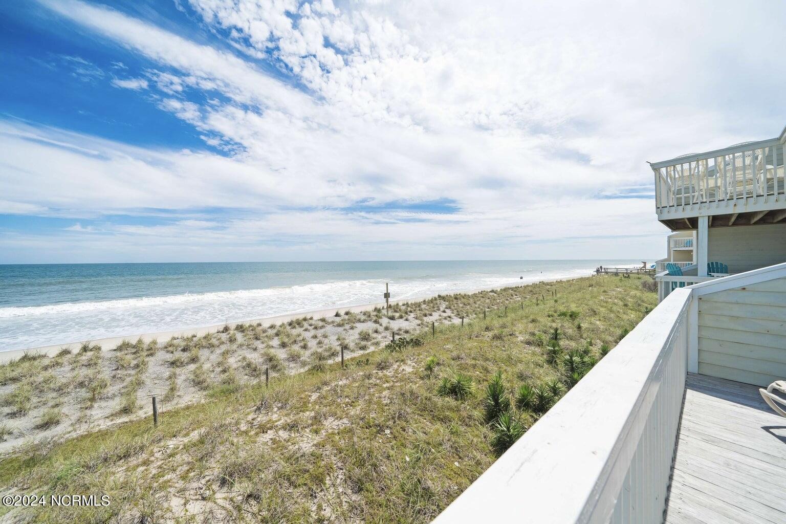 501 Pelican Court