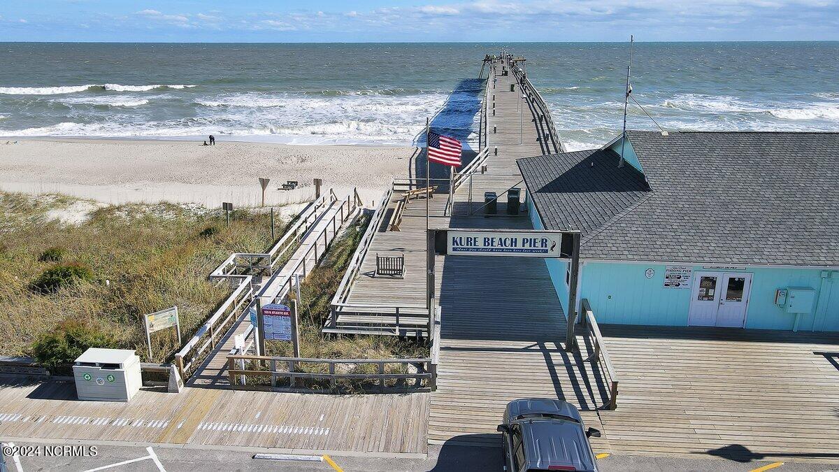 501 Pelican Court