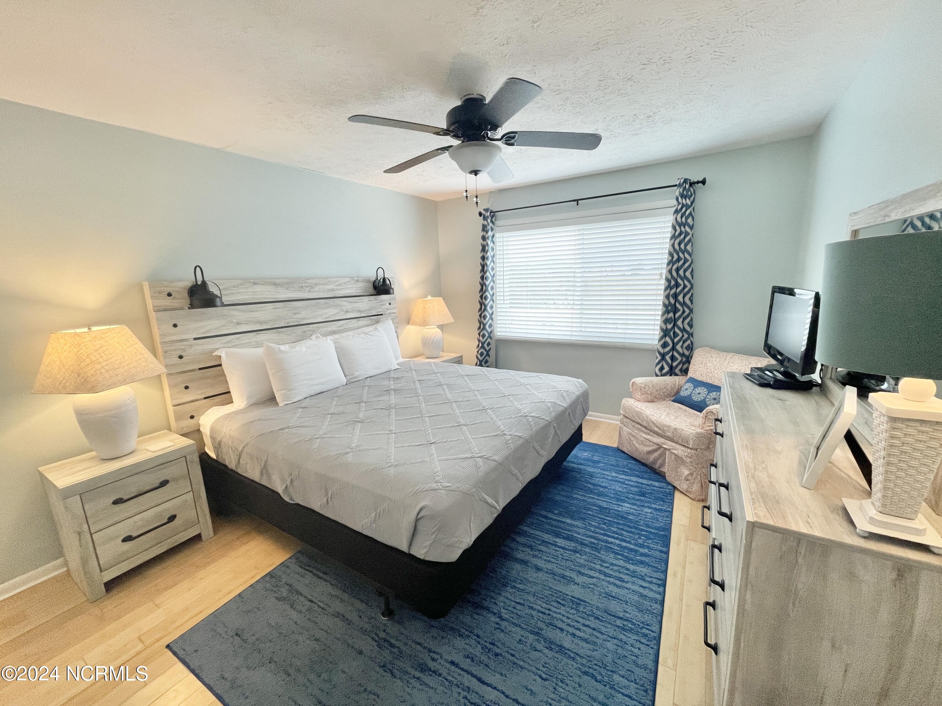 501 Pelican Court