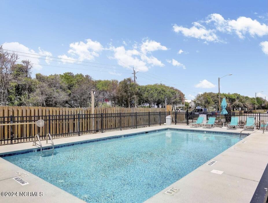 501 Pelican Court