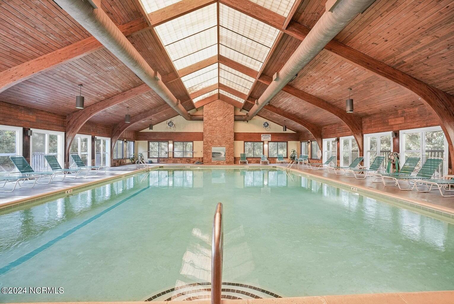 501 Pelican Court