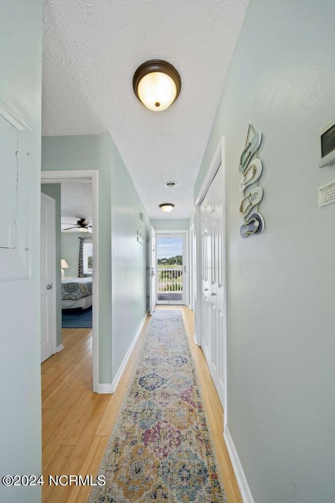 501 Pelican Court