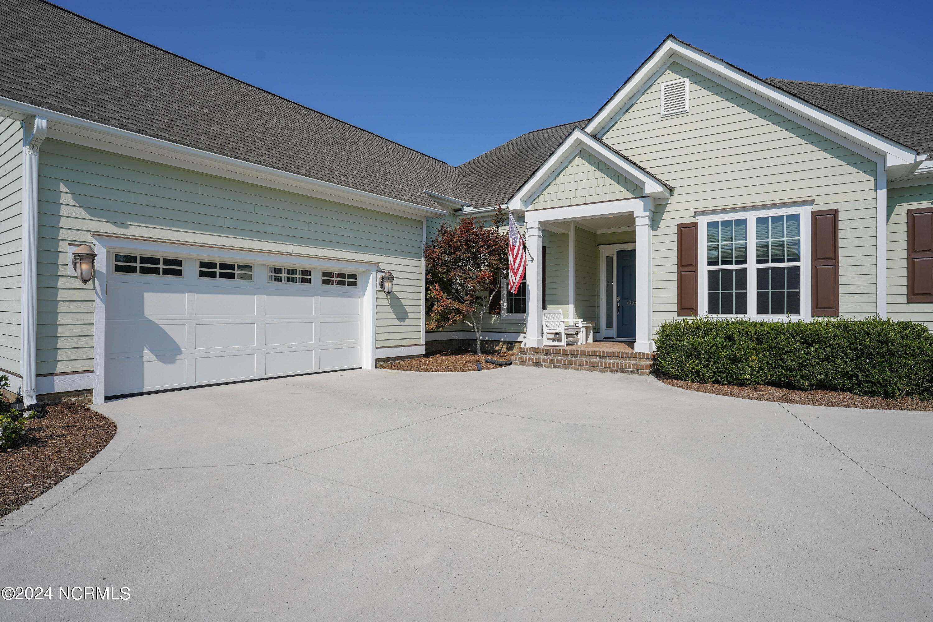 5500 Andrews Reach Loop