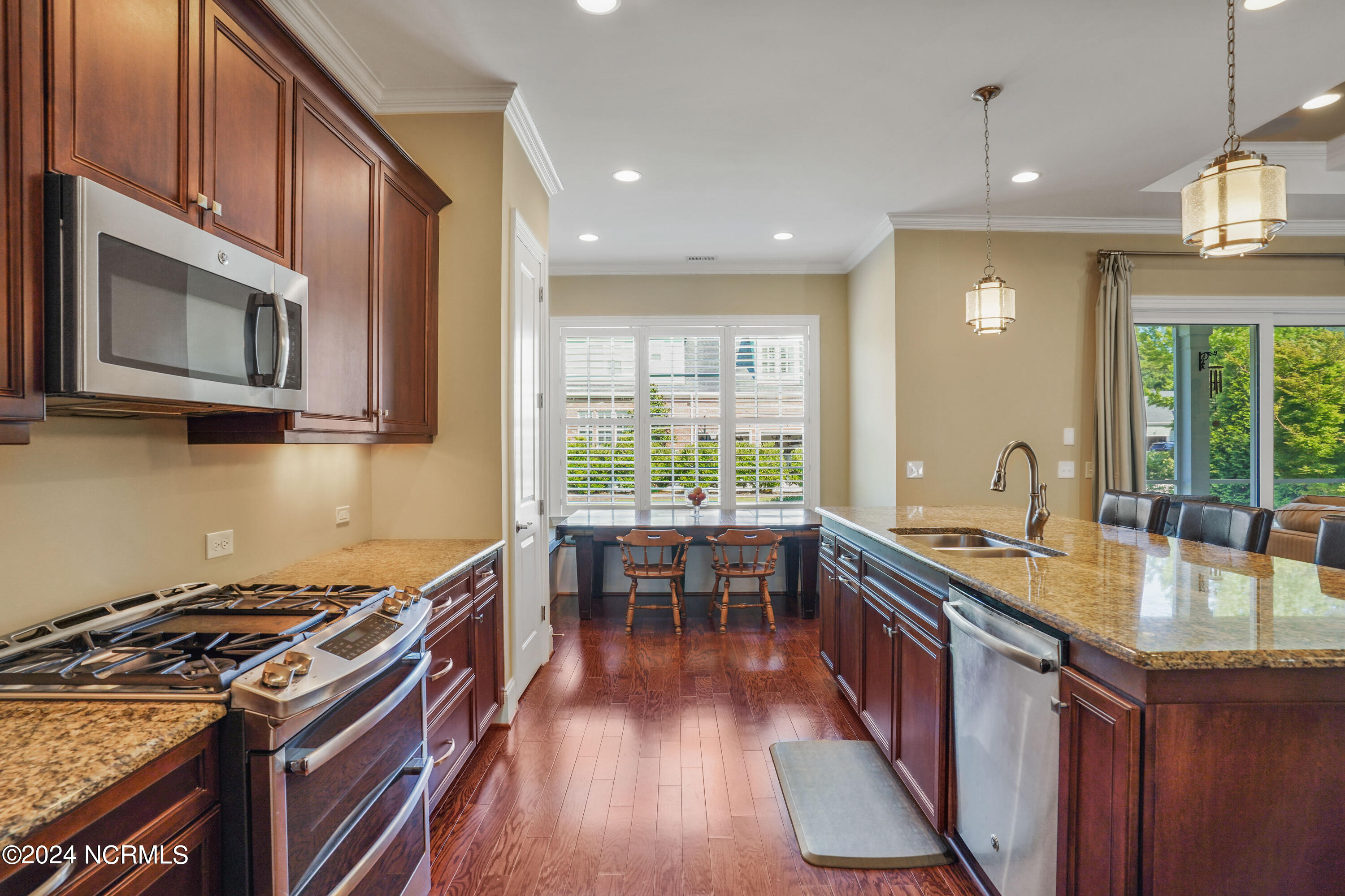 5500 Andrews Reach Loop