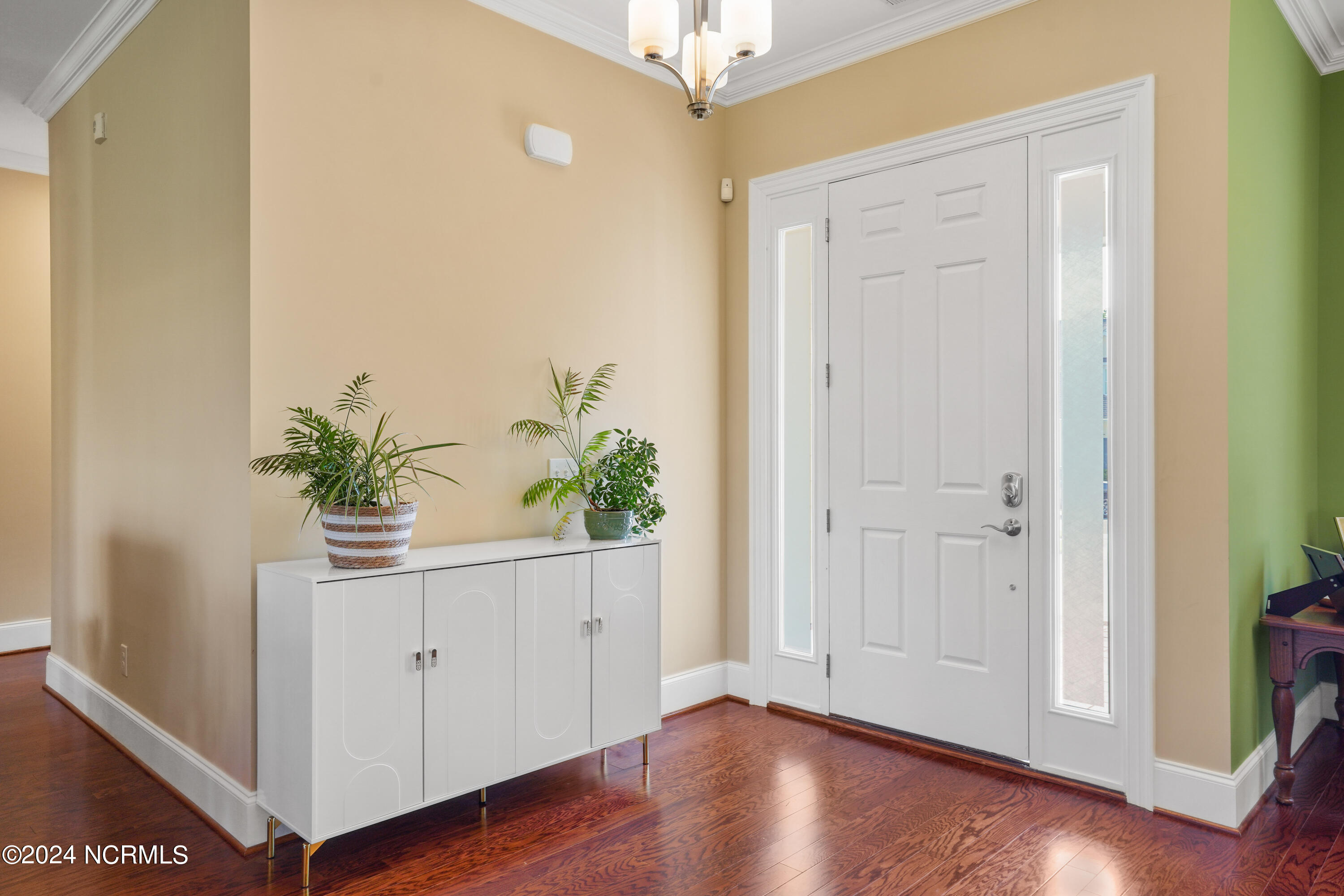 5500 Andrews Reach Loop